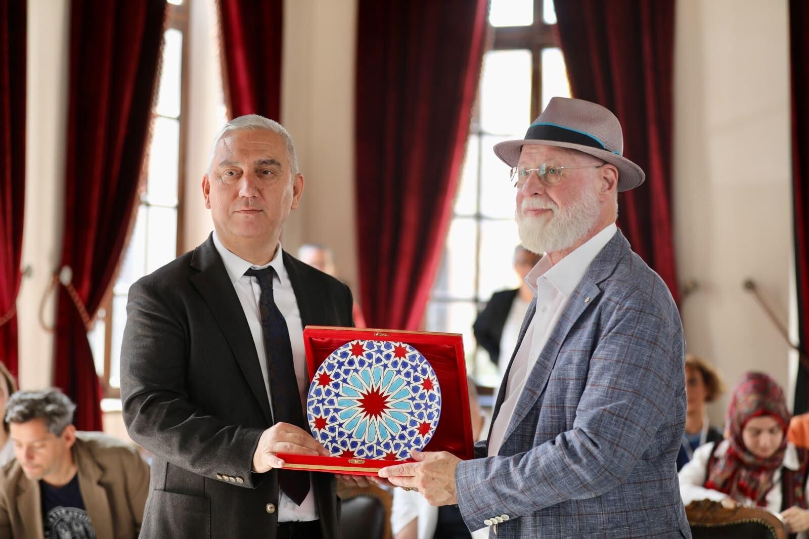 Bergama’da Uluslararası Edebiyat Buluşması (4)