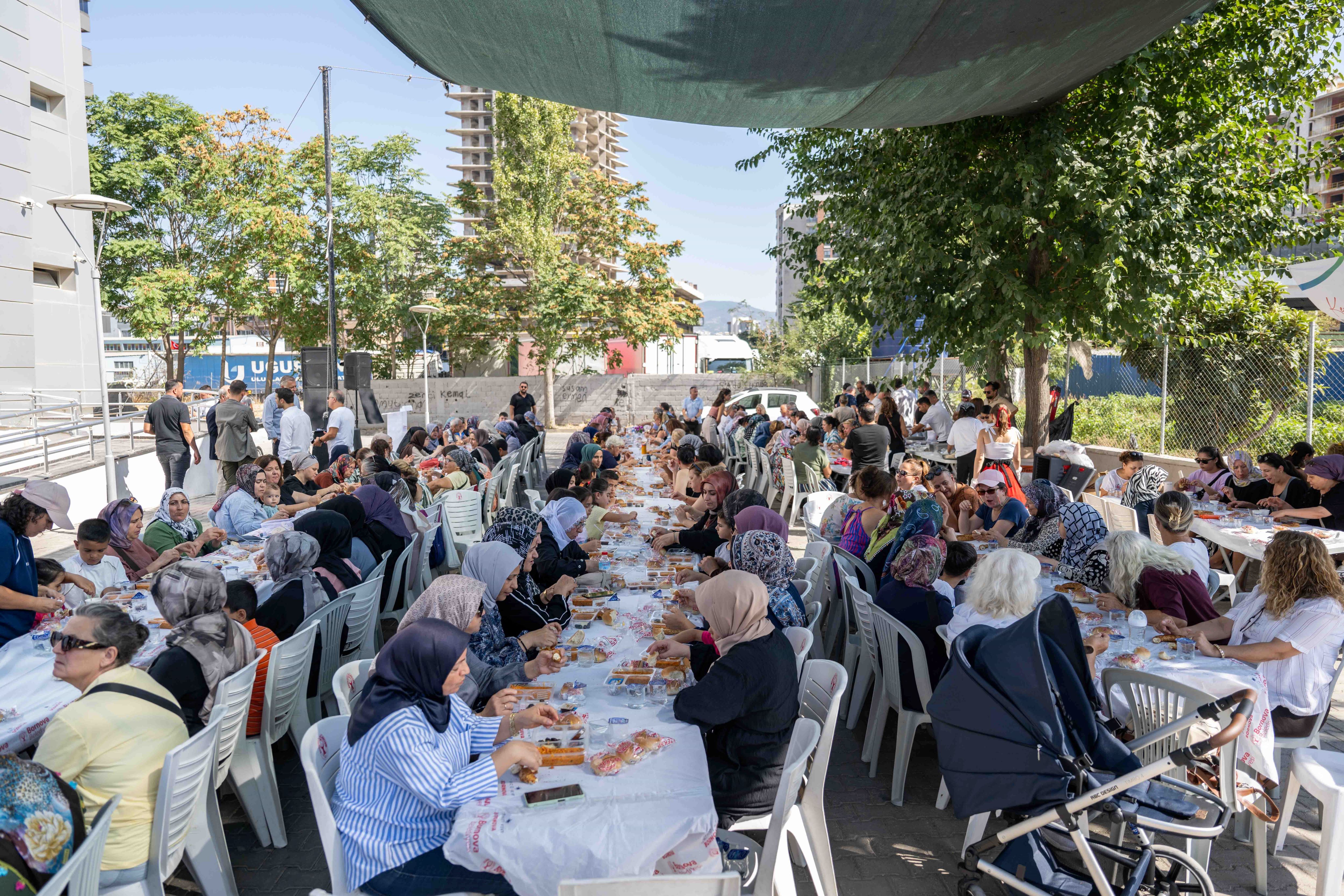Bornova Belediyesi’nin Düzenlediği Menemen Şenliği, Altındağ Kent Bostanı’ndaki Buluşmayla Sona Erdi (4)