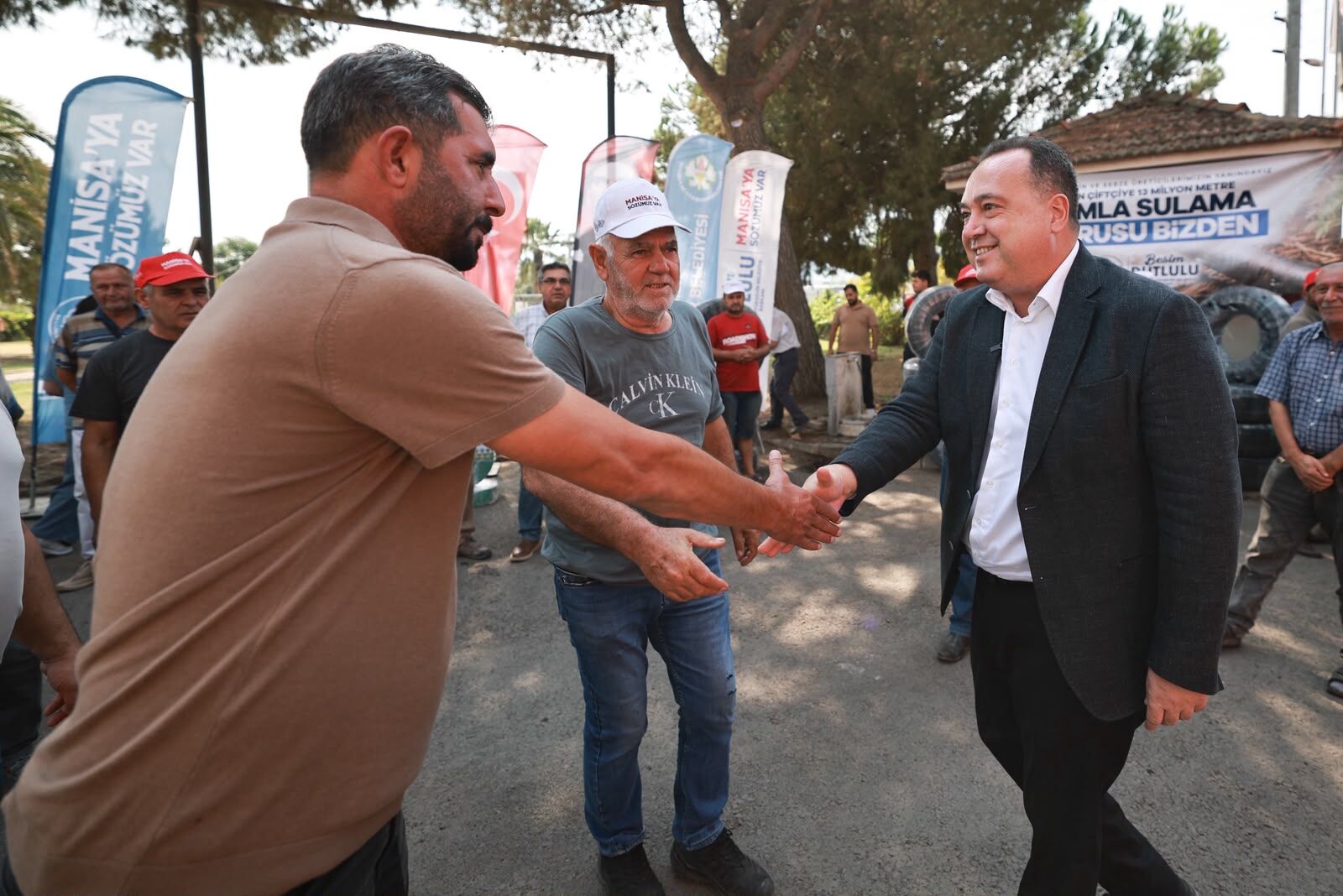 Büyükşehir’den Salihli’de 500 Üreticiye Damlama Sulama Desteği (4)