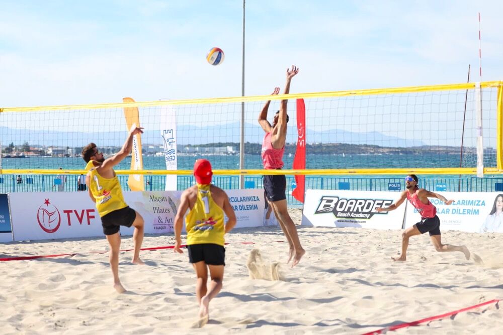 Çeşme’de Düzenlenen Grand Slam Plaj Voleybolu Organizasyonu, 12 Ülkeden 34 Takımın Katılımıyla Tamamlandı (2)