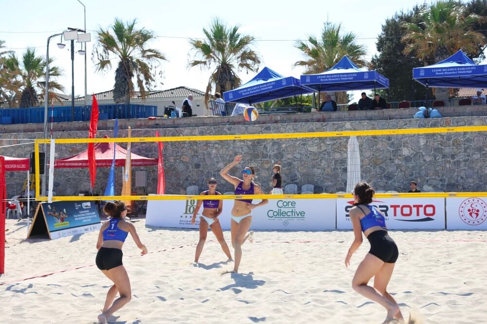 Çeşme’de Düzenlenen Grand Slam Plaj Voleybolu Organizasyonu, 12 Ülkeden 34 Takımın Katılımıyla Tamamlandı (6)