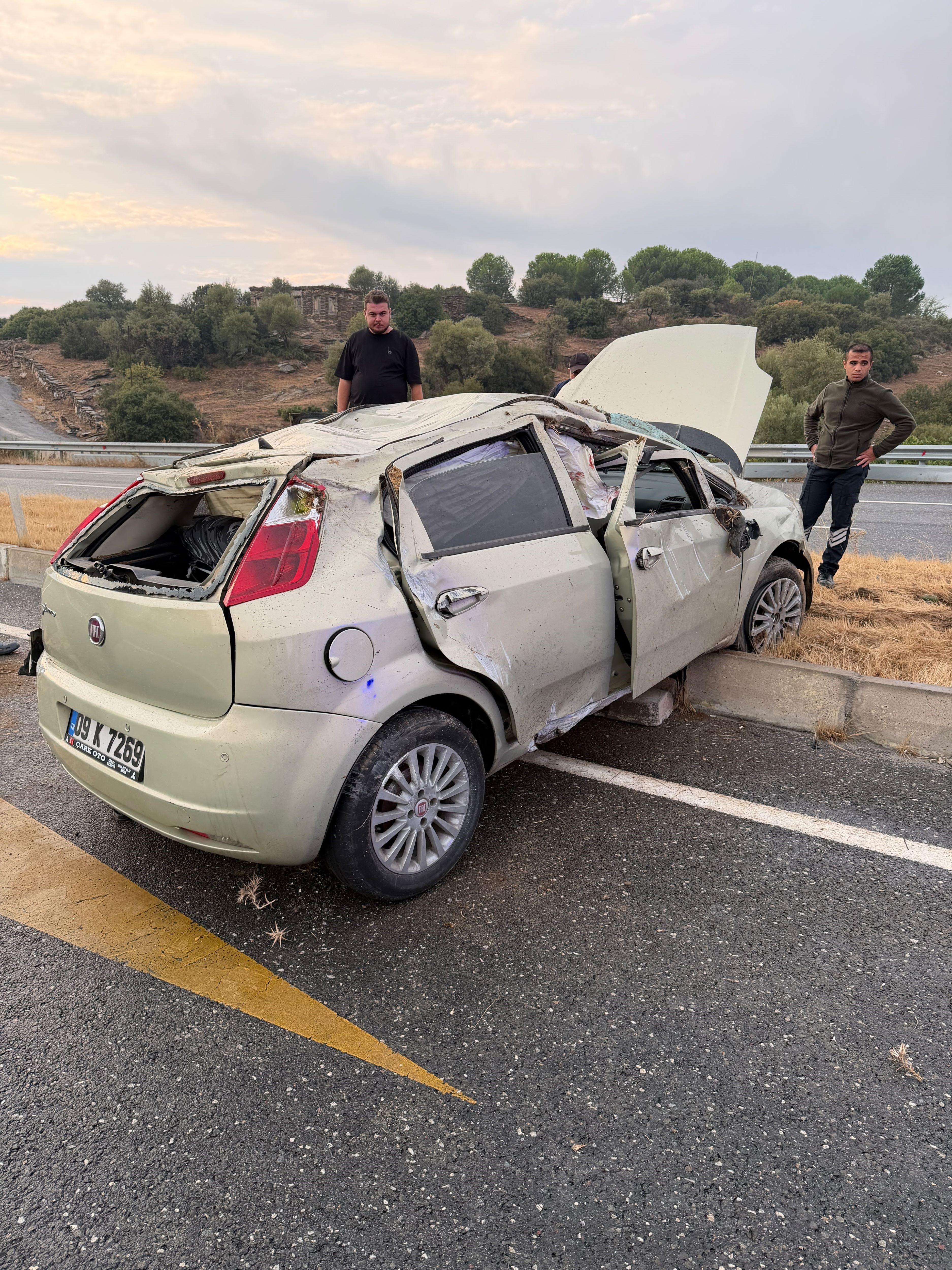 Çine’de Otomobil Takla Attı 4 Yaralı (3)