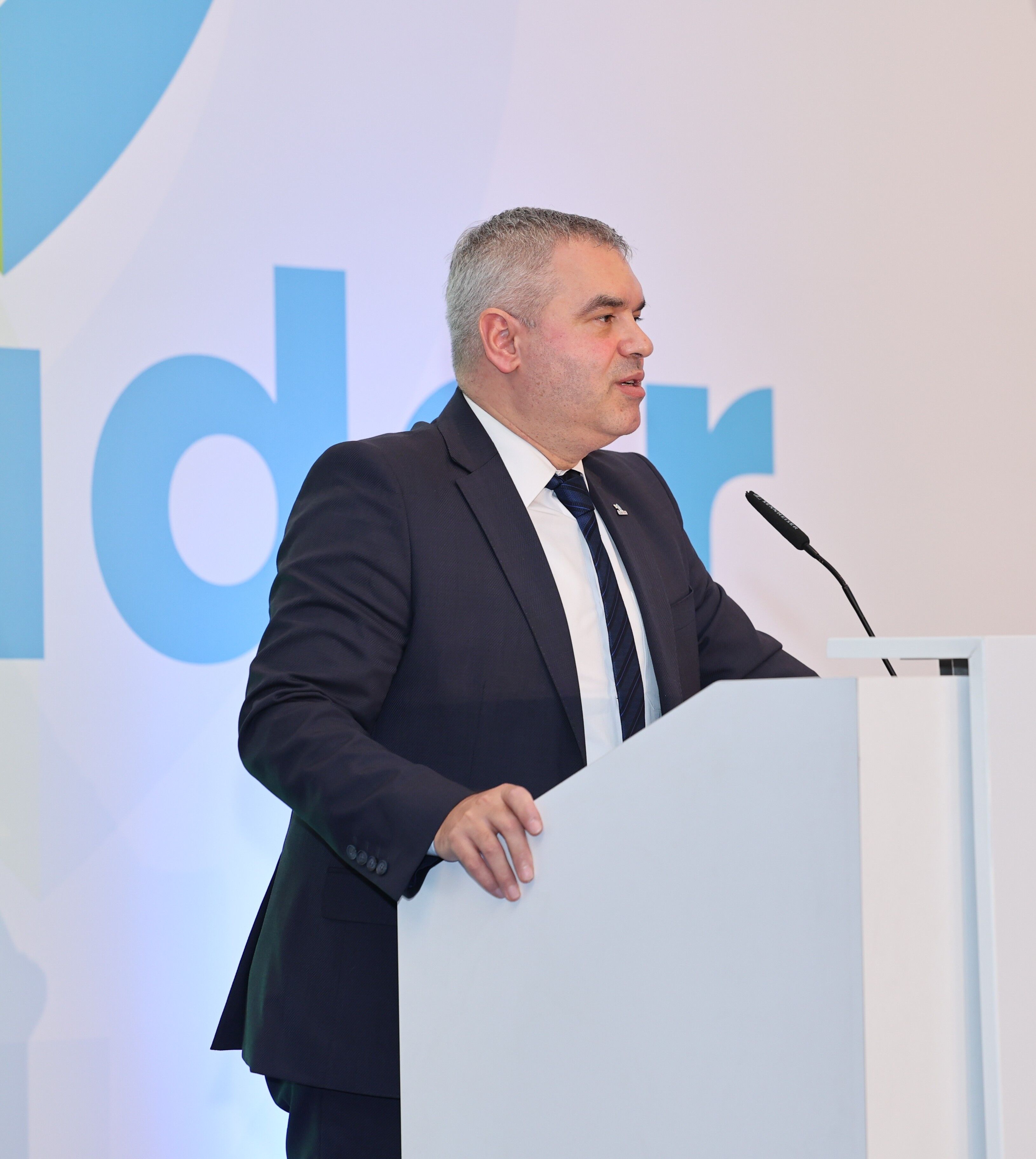 D O S İ D E R Yönetim Kurulu Başkanı Ekrem Erkut 221023257