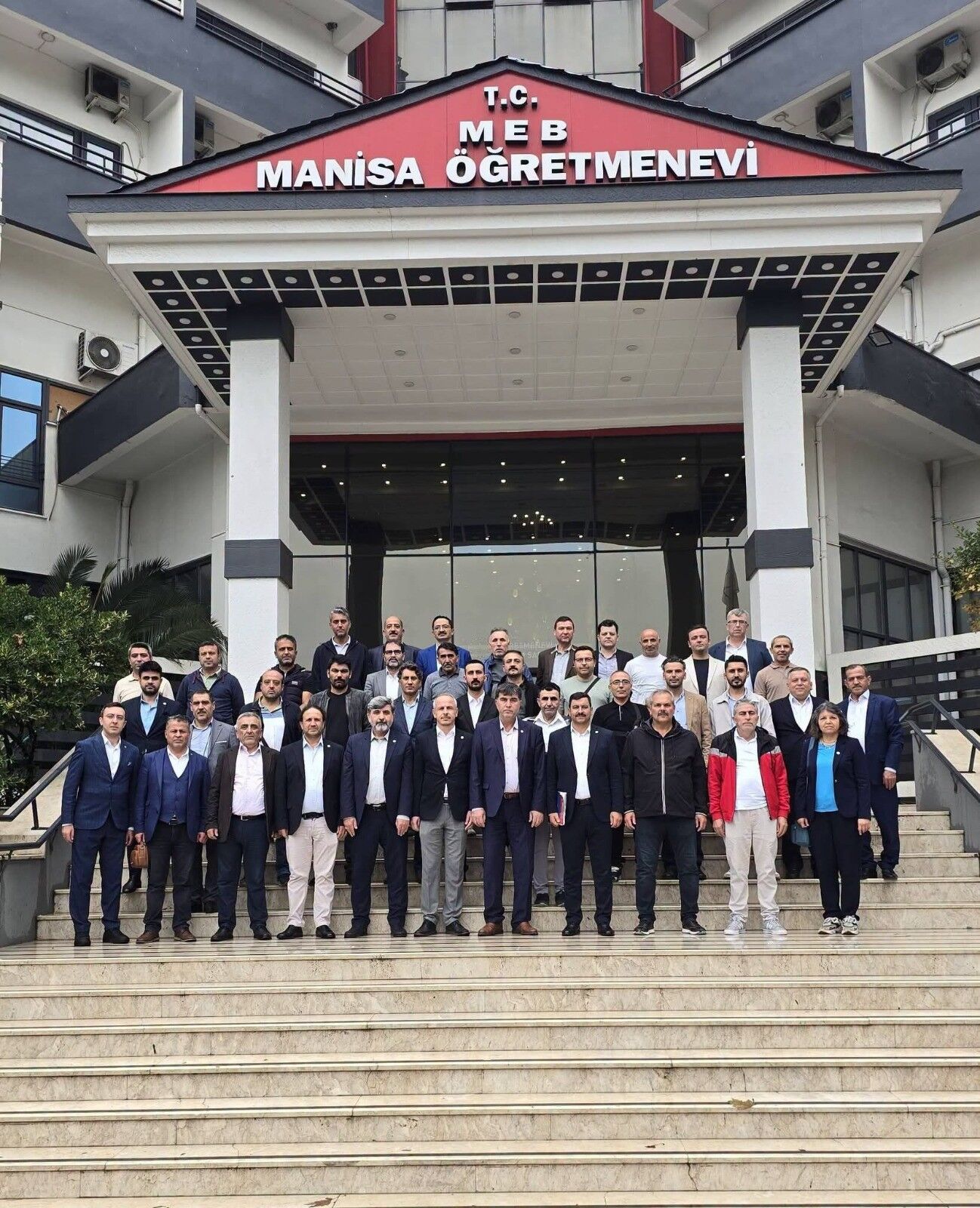 Eğitim Bir Sen Manisa 1 No’lu Şubesi, 17 Ilçe Ve Büyükşehir Temsilciliğindeki Delege Seçimlerini Tamamladı. (2)