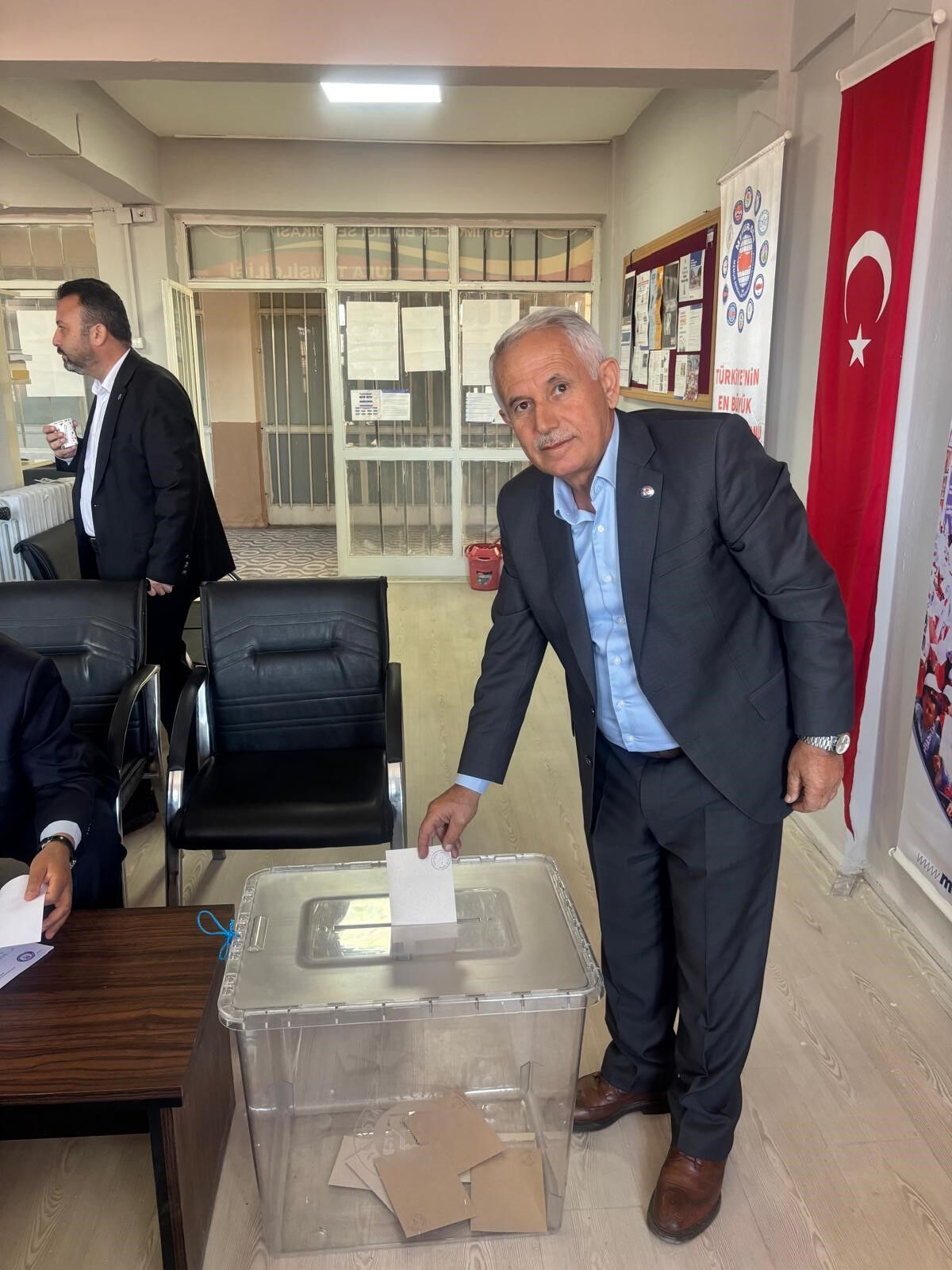 Eğitim Bir Sen Manisa 1 No’lu Şubesi, 17 Ilçe Ve Büyükşehir Temsilciliğindeki Delege Seçimlerini Tamamladı.