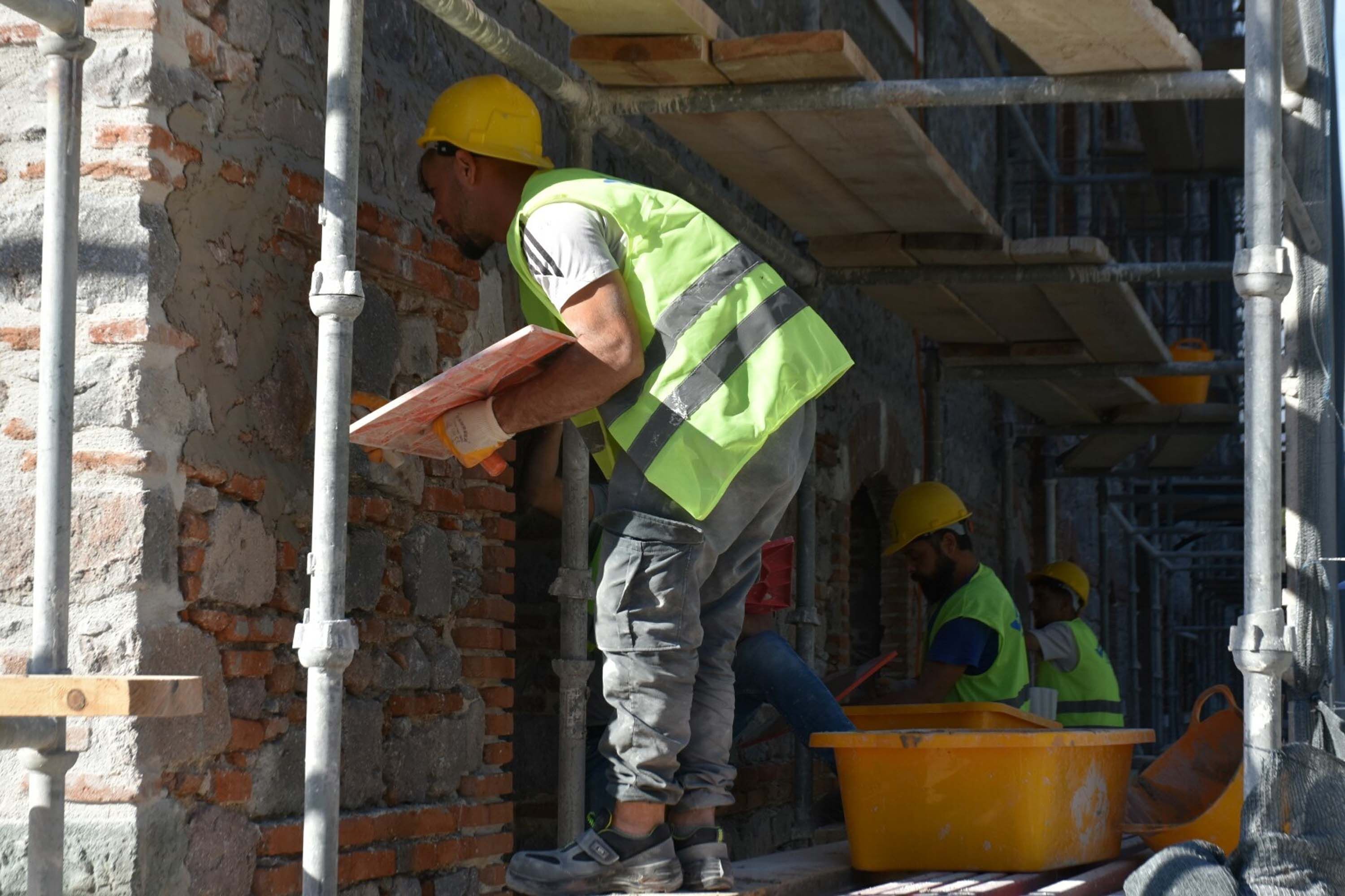 Eyüp Kadir İnan'dan İzmir'de 550 Milyon Tl'lik Yatırım Açıklaması (4)
