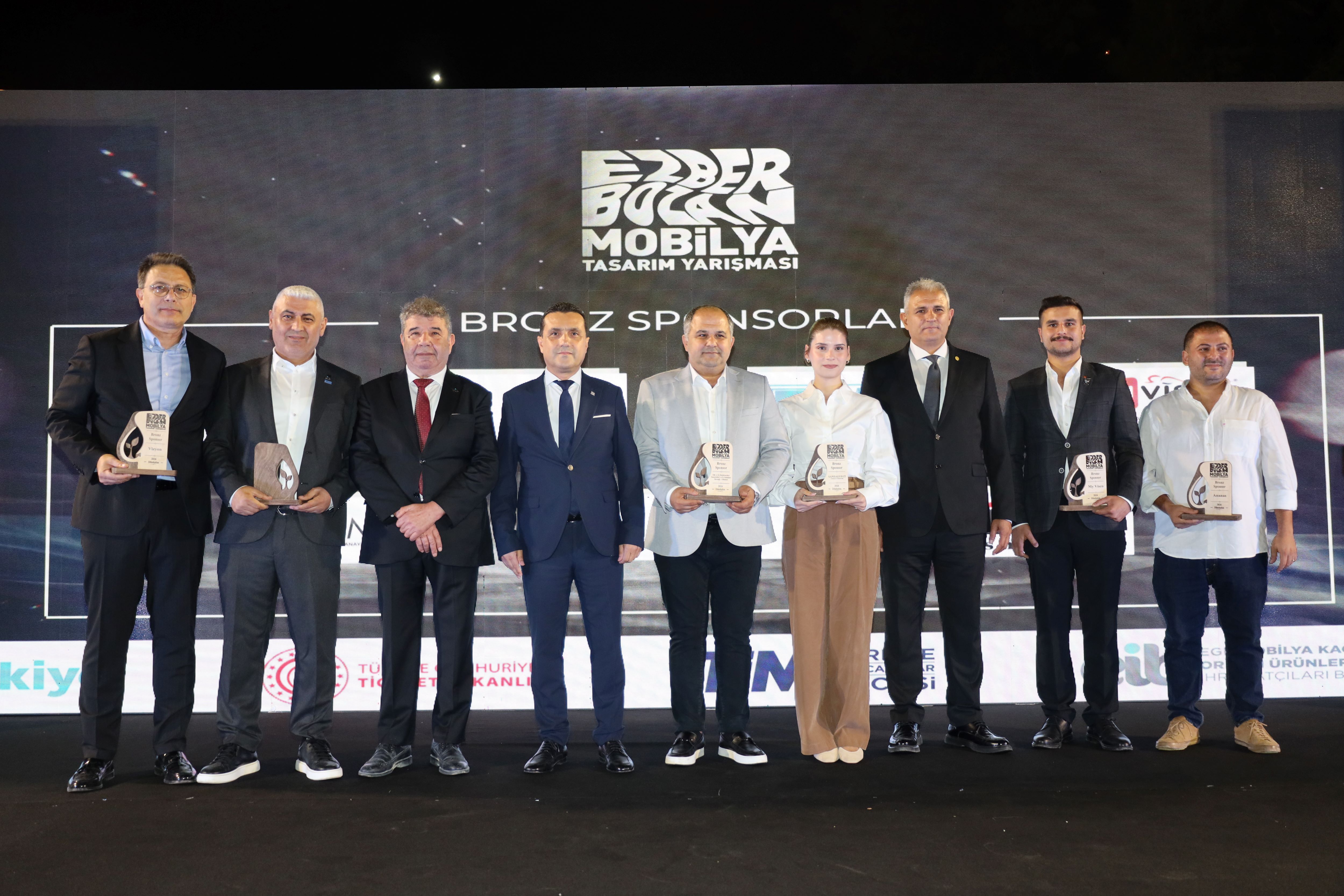 Ezber Bozan Mobilya Tasarım Yarışması (8)