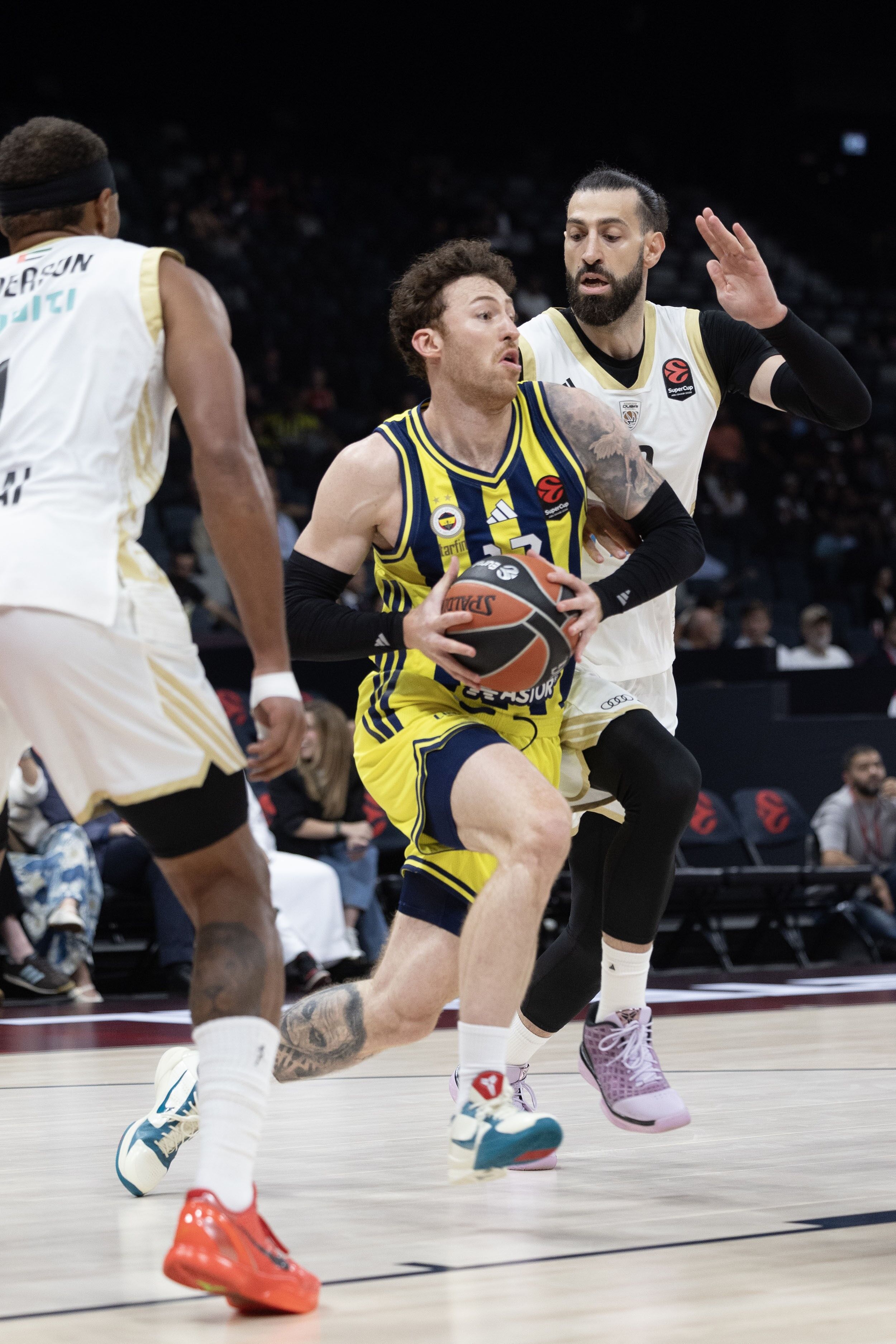 Fenerbahçe, Euroleague Süper Kupa Maçında Dubai Basketbol'u 85 77 Mağlup Etti. (2)