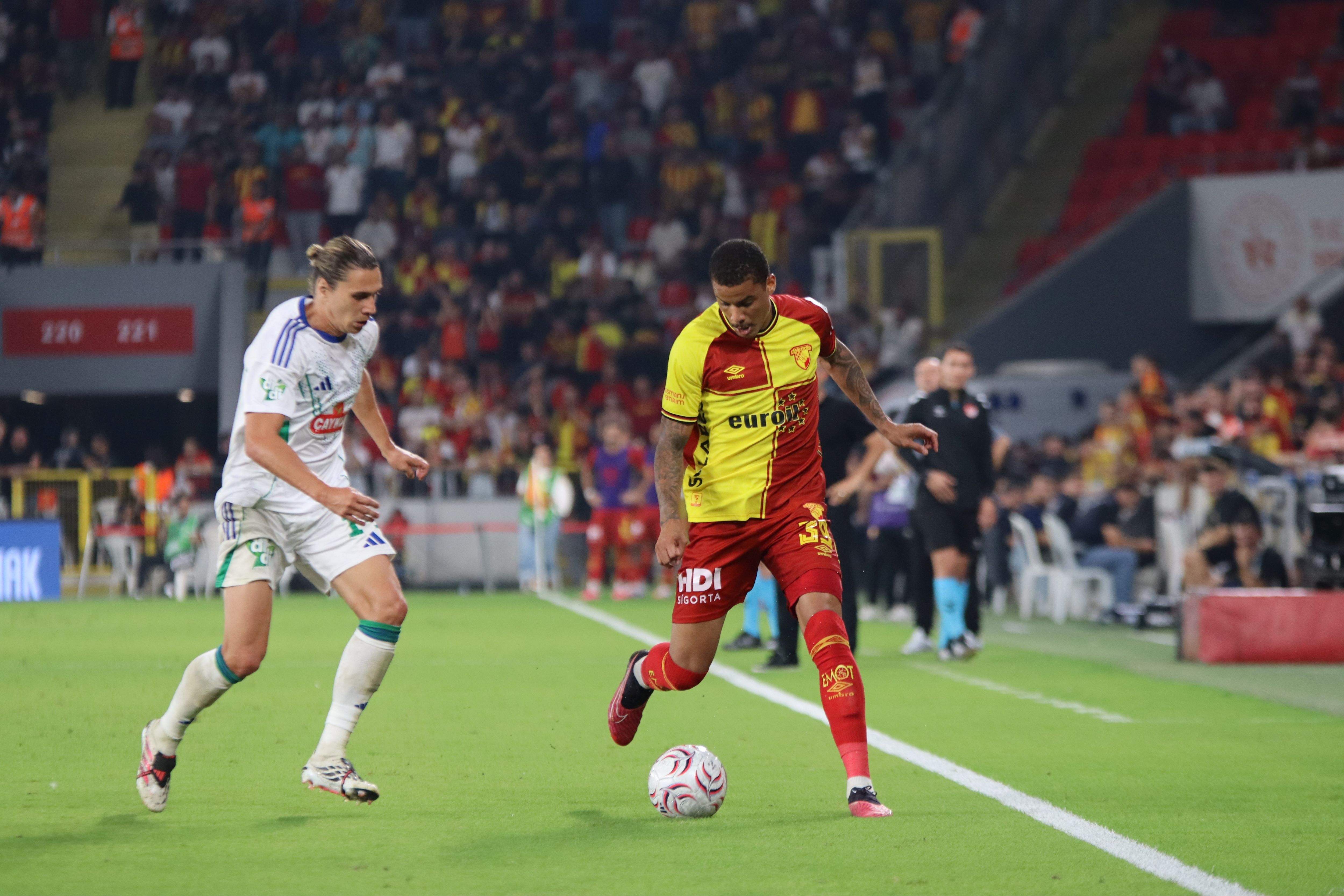 Göztepe, Çaykur Rizespor Karşısında 2 2'Yi Buldu
