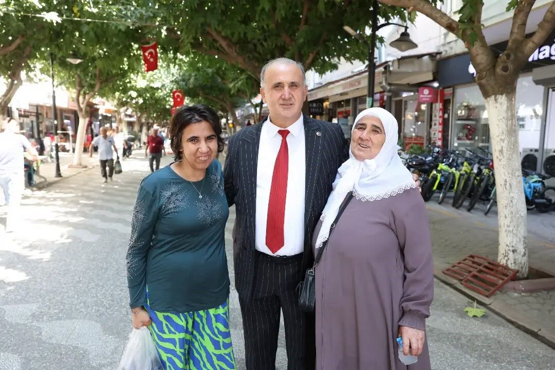 İncirliova’da Başkan Kaya’dan Pazar Ziyareti (4)