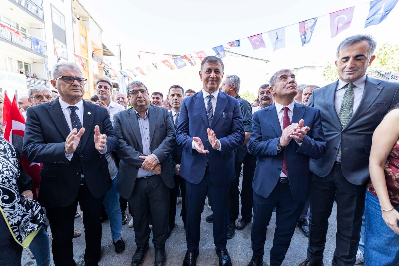 İzmir Büyükşehir Belediyesi’nin Tanzim Satış Mağazası İzmar, Buca Gediz’deki Yeni Şubesiyle 25 Mağazaya Ulaştı (7)