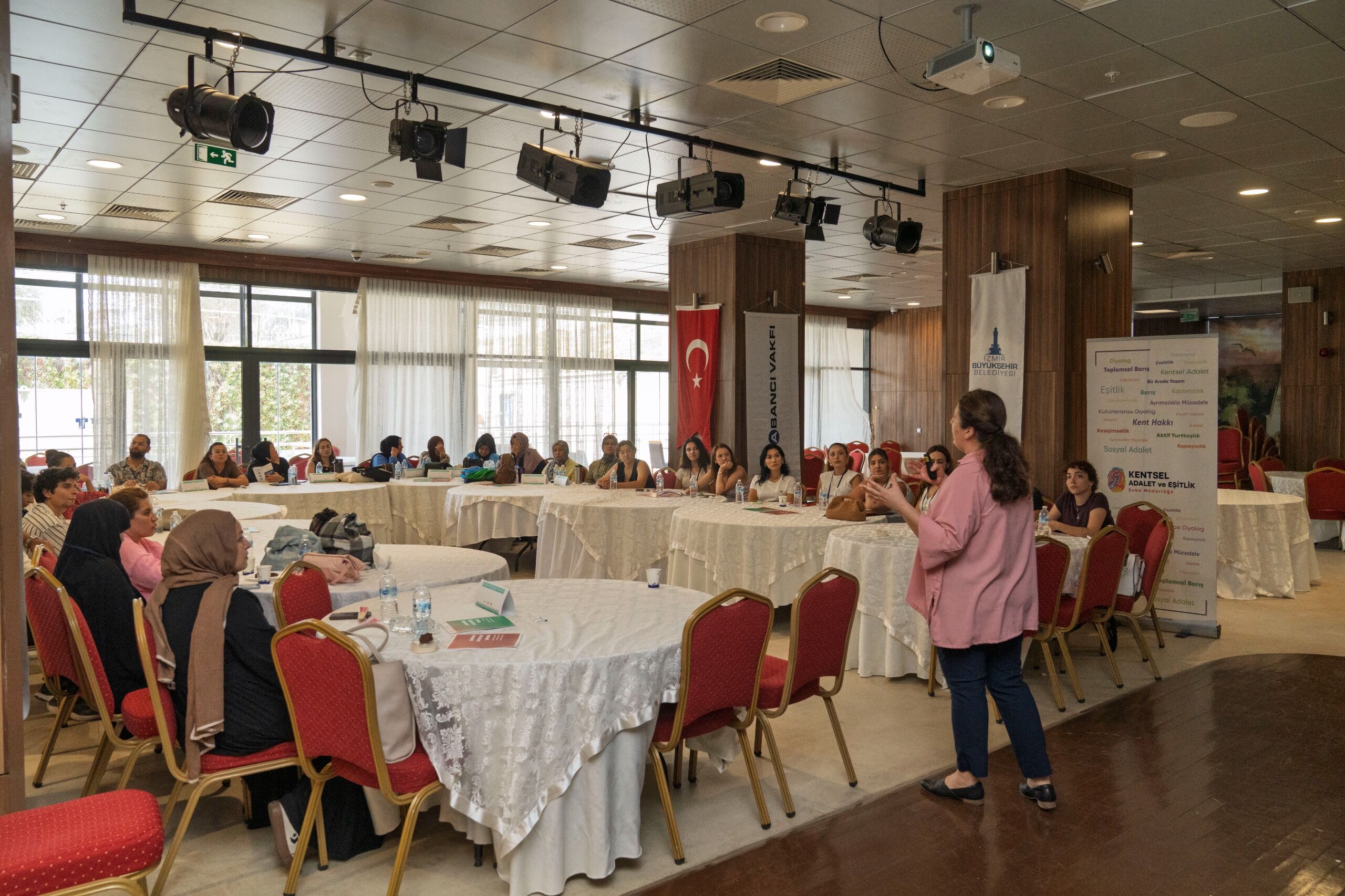 İzmir’de Erken Yaşta Ve Zorla Evliliklerle Mücadele (3)