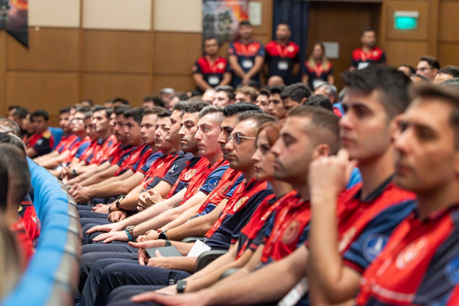 İzmir’de Yangın Güvenliği Masaya Yatırıldı (1)