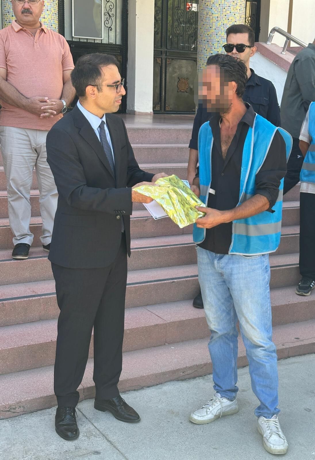 İzmir’de Yükümlüler Sınıfları Ve Okul Bahçelerini Yeniledi (3)
