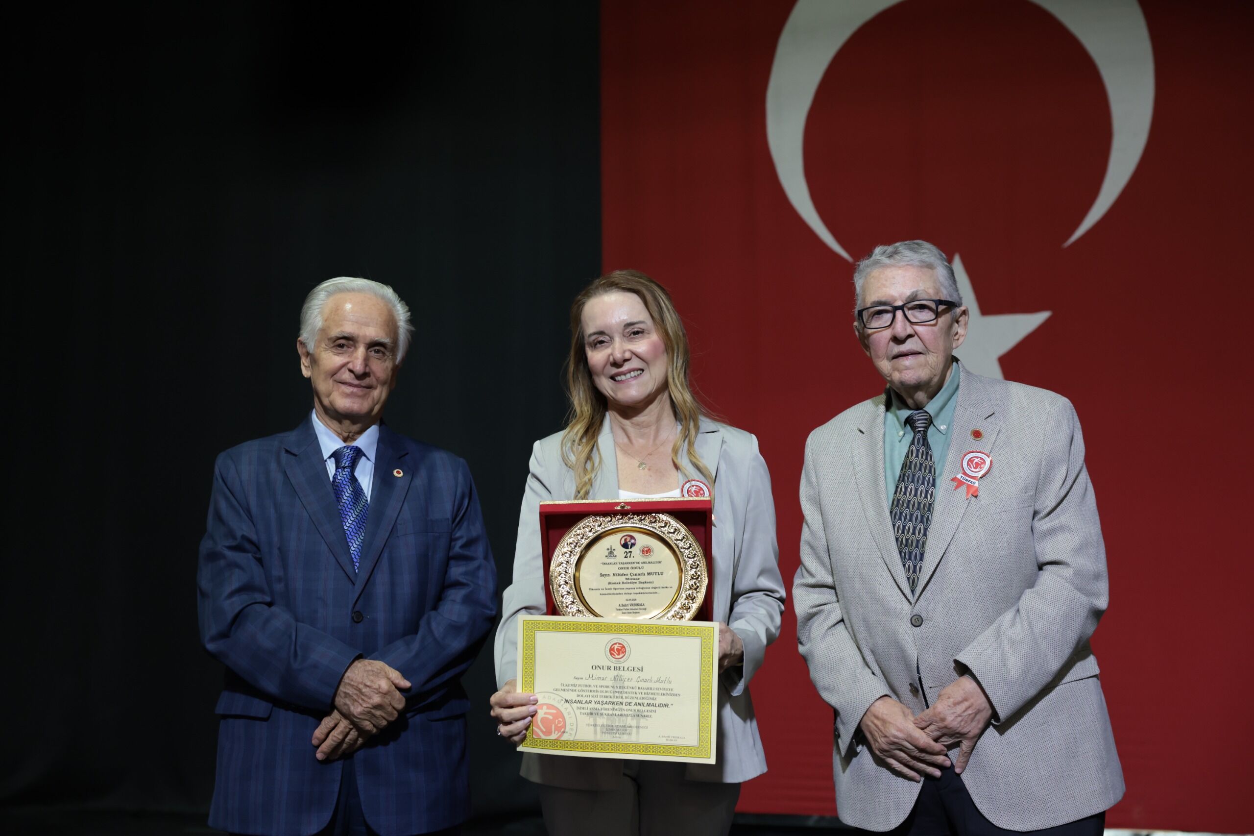 Konak’ta Sporun Emektarlarına Vefa Gecesi (1)