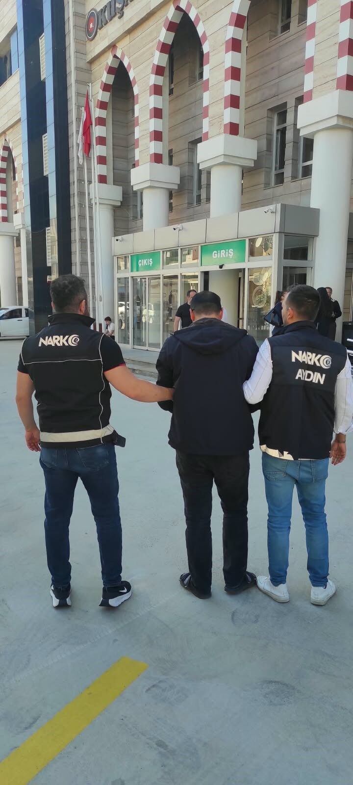 Kuşadası’nda Narkotik Operasyonu 1 Tutuklama