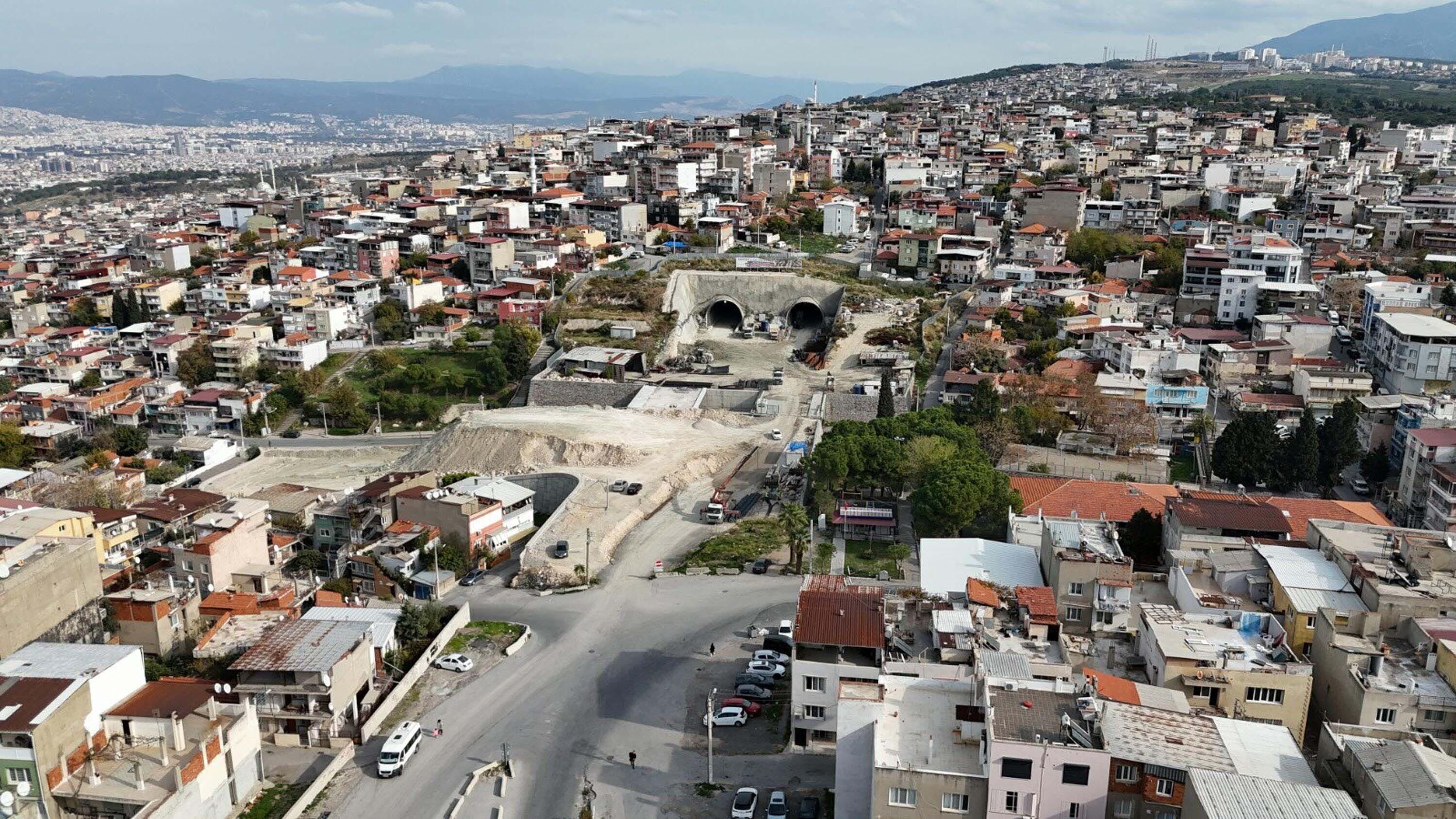 Mahalleyi Boşalttı (2)