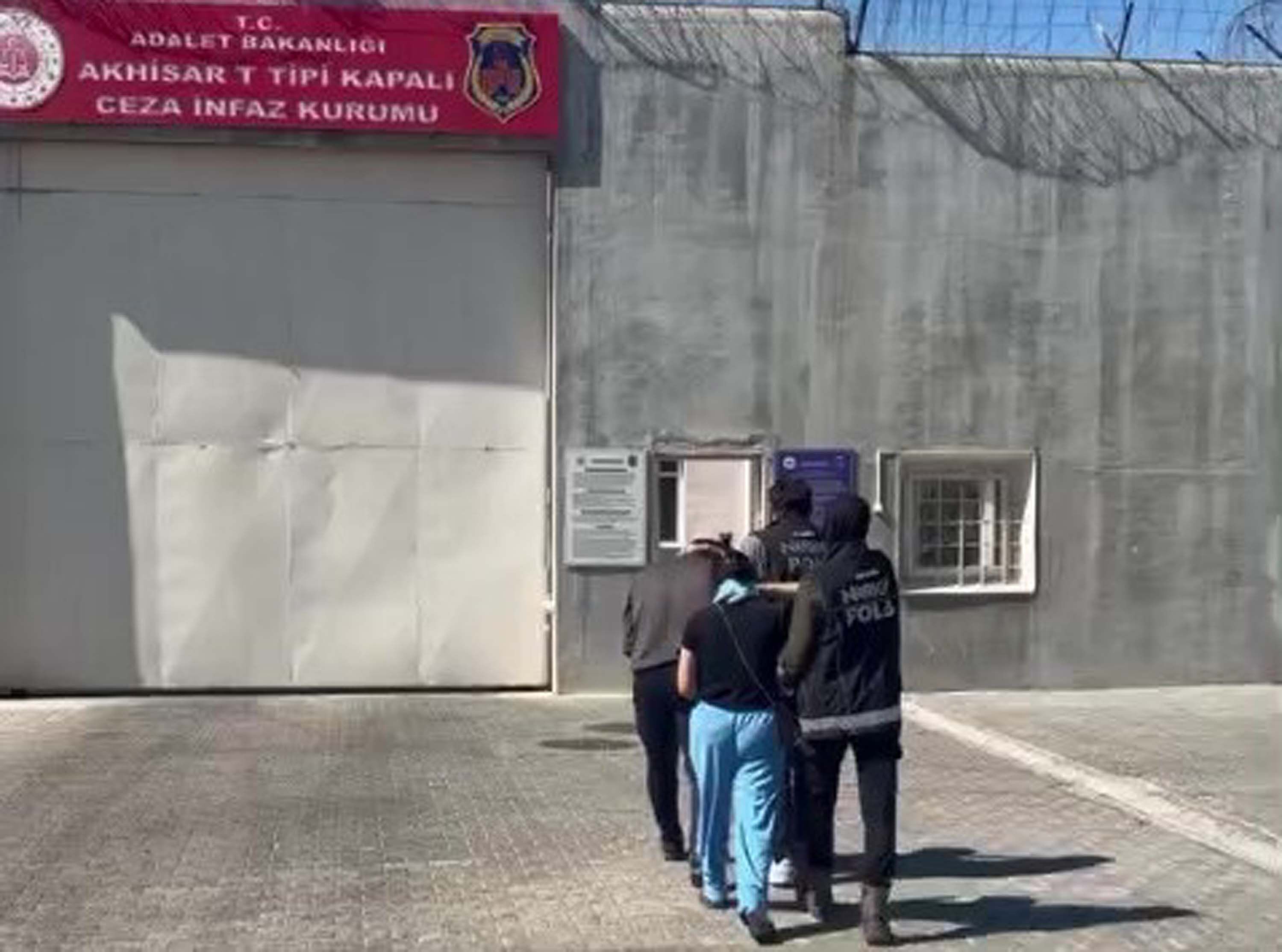 Manisa'da Uyuşturucu Operasyonu