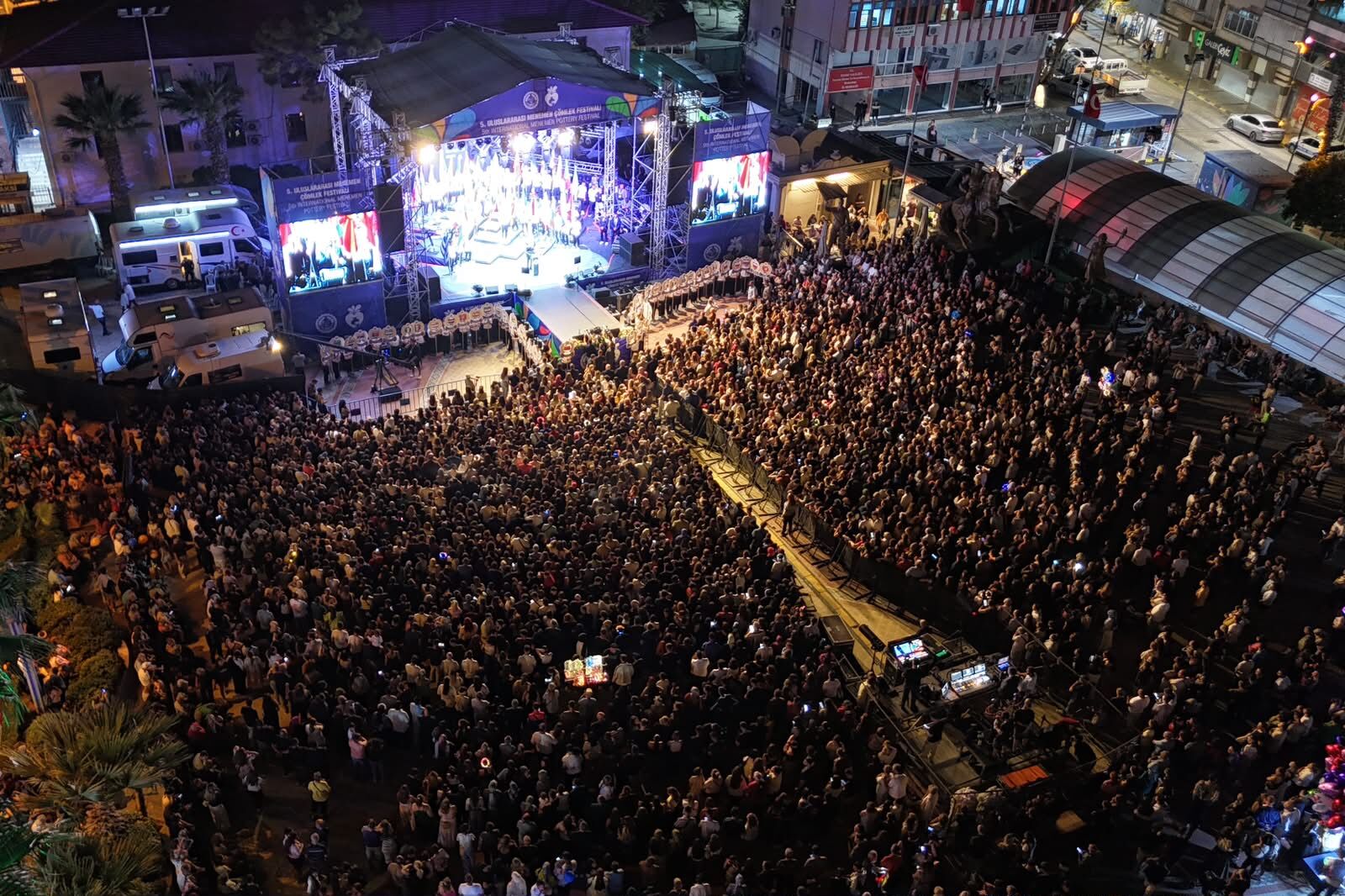 Menemen Çömlek Festivali 45 Ülkenin Katılımıyla Başladı (1)