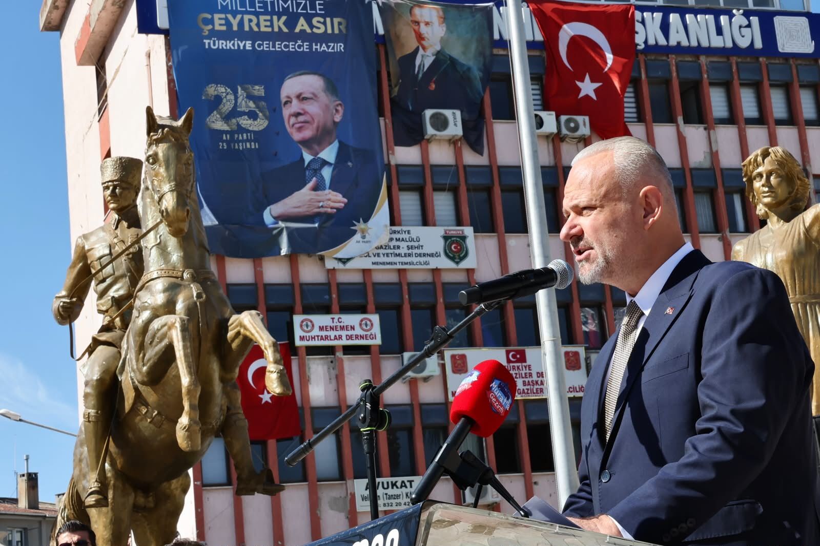Menemen’in Kurtuluşunun 104. Yılı, Cumhuriyet Meydanı’ndaki Törenle Kutlandı (1)
