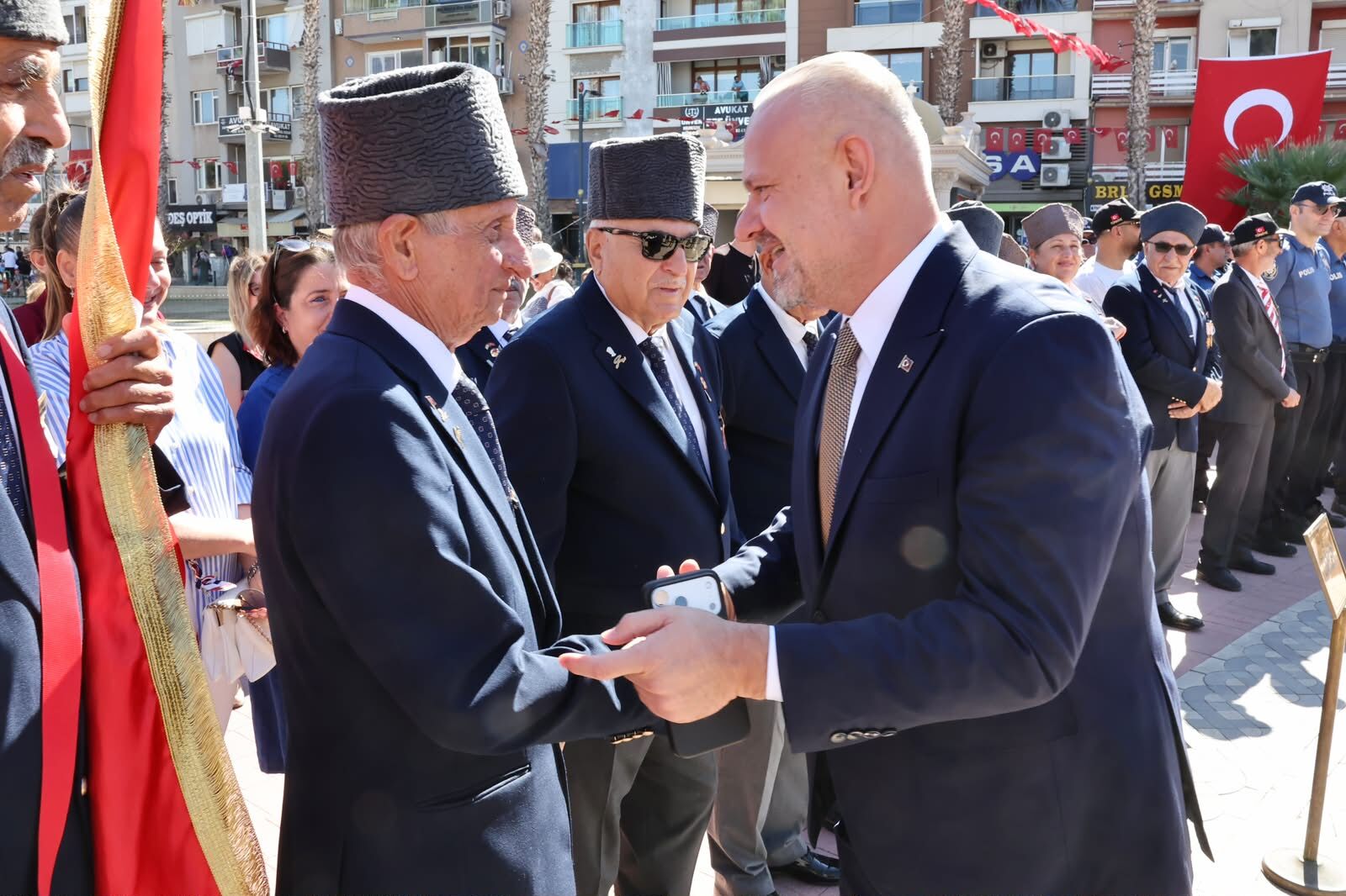 Menemen’in Kurtuluşunun 104. Yılı, Cumhuriyet Meydanı’ndaki Törenle Kutlandı (7)