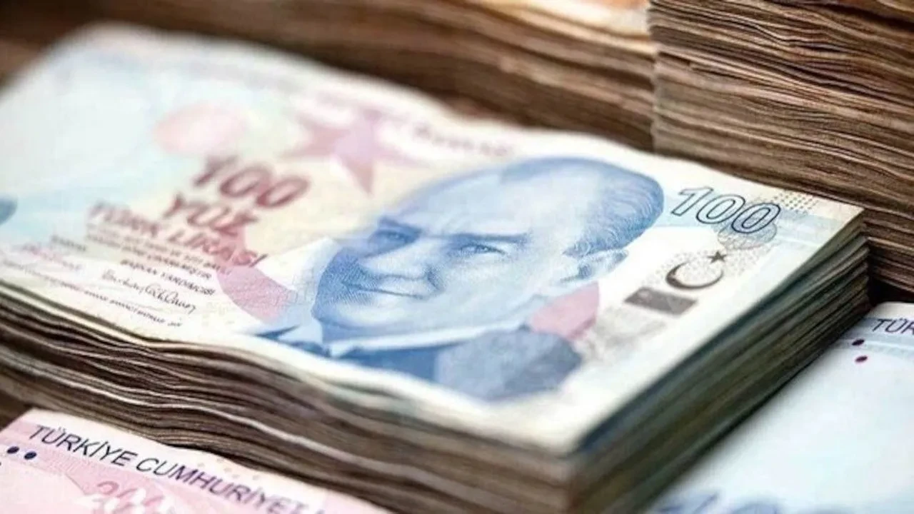 Mevduat Hesaplari Sil Bastan Bir Ay Sonunda 43 Bin Tl Gelir Getiriyor 3358195 Photogallery 8