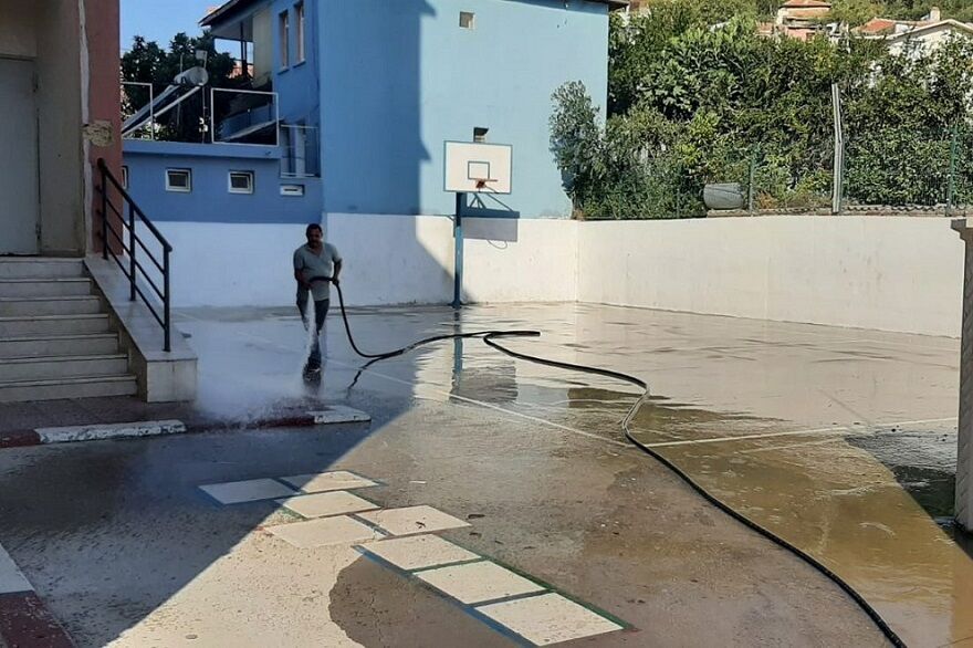 Okul Temizliği (7)