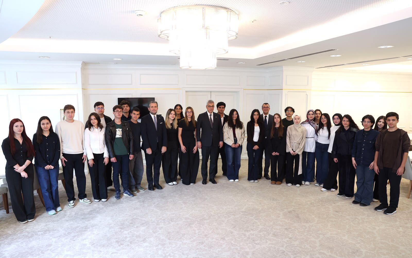 Sağlık Bakanı Memişoğlu, Dereceye Giren Tıp Öğrencileriyle Buluştu (5)