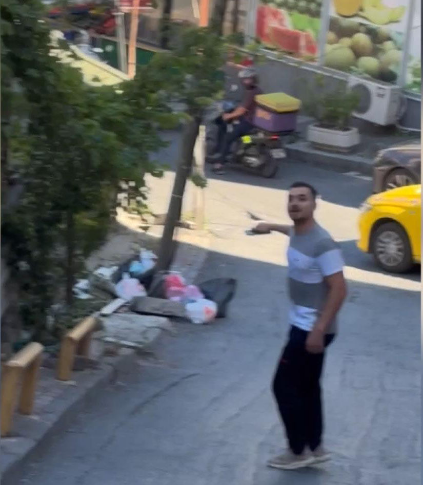 Sokak Ortasında Atatürk’e Yönelik Hakaret (2)