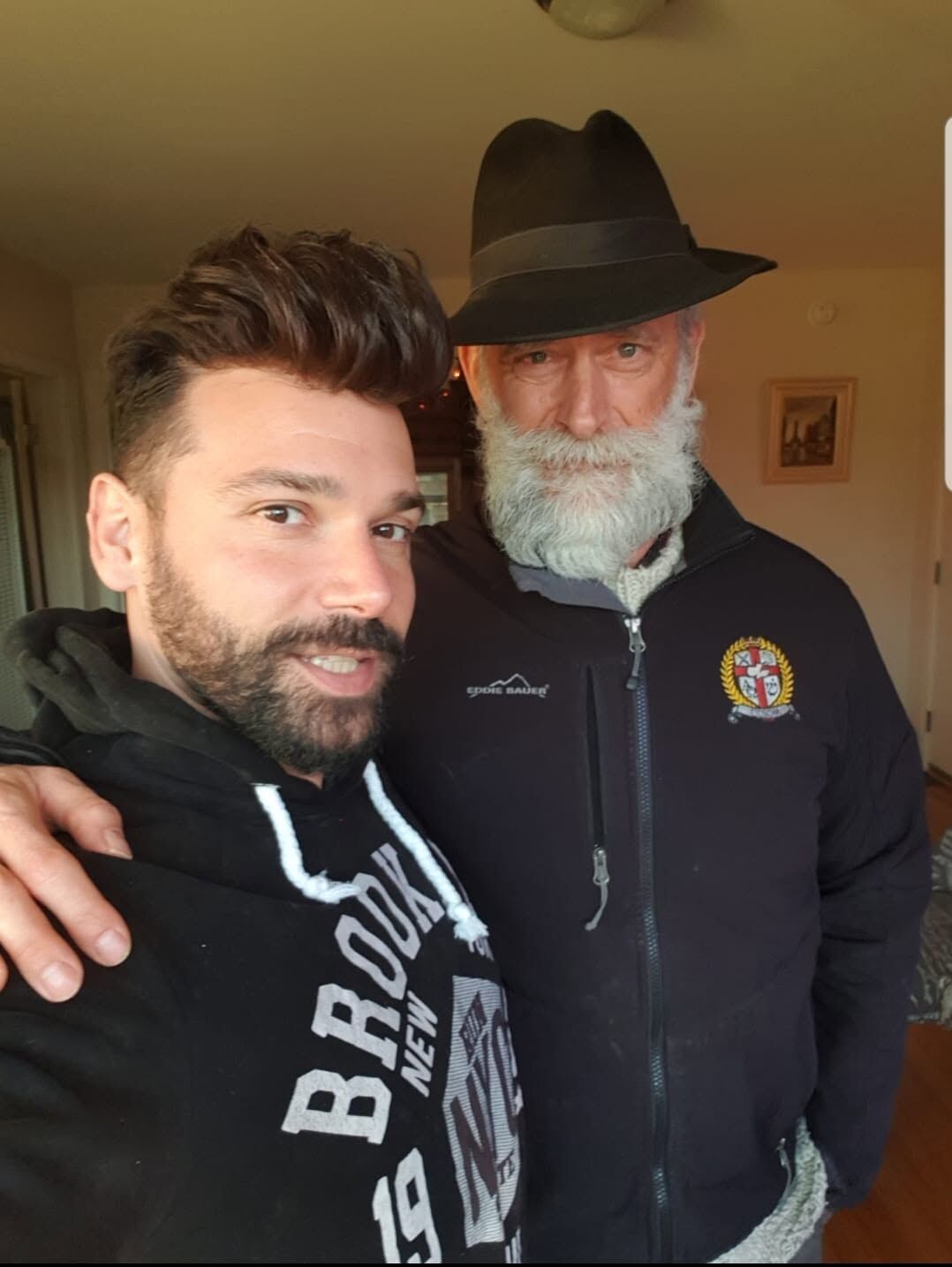 Hollywood oyuncusu Joseph Steven, uluslararası sanatçı Ersin Faikzade’nin yeni şarkısı “HOPE”un klibinde rol almak üzere Türkiye’ye geliyor.