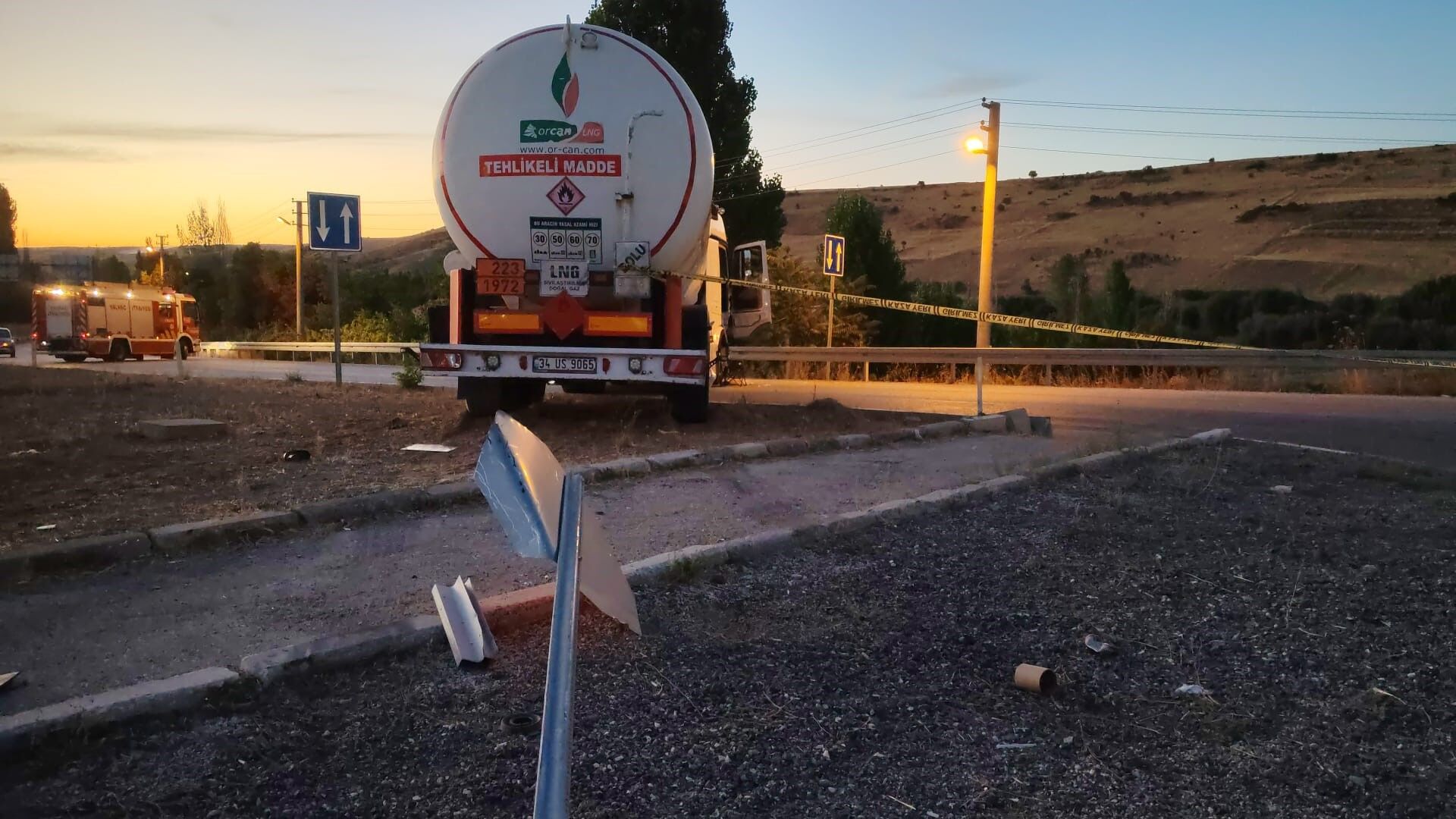 Yalvaç’ta Korkutan Kaza Tanker Ile Kamyon Çarpıştı
