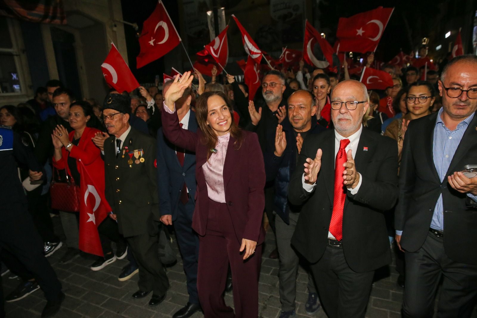 1 (1)-75 Karşıyaka’da 29 Ekim Cumhuriyet Bayramı