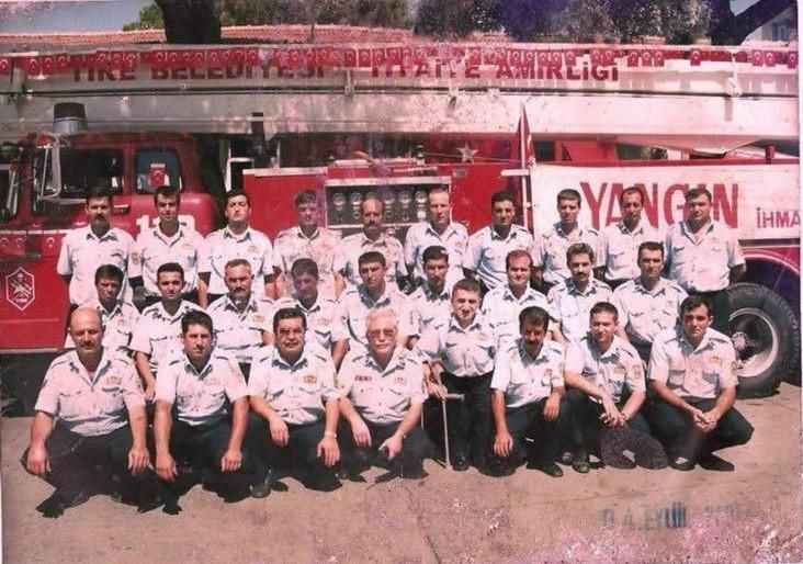 Spot: Cam kemik hastalığıyla dünyaya gelen 52 yaşındaki Yaşar Karaduman, 24 yıldır itfaiye teşkilatında çalışıyor. “110 Yaşar” olarak tanınan Karaduman, azmi ve yaşama sevinciyle örnek oluyor.