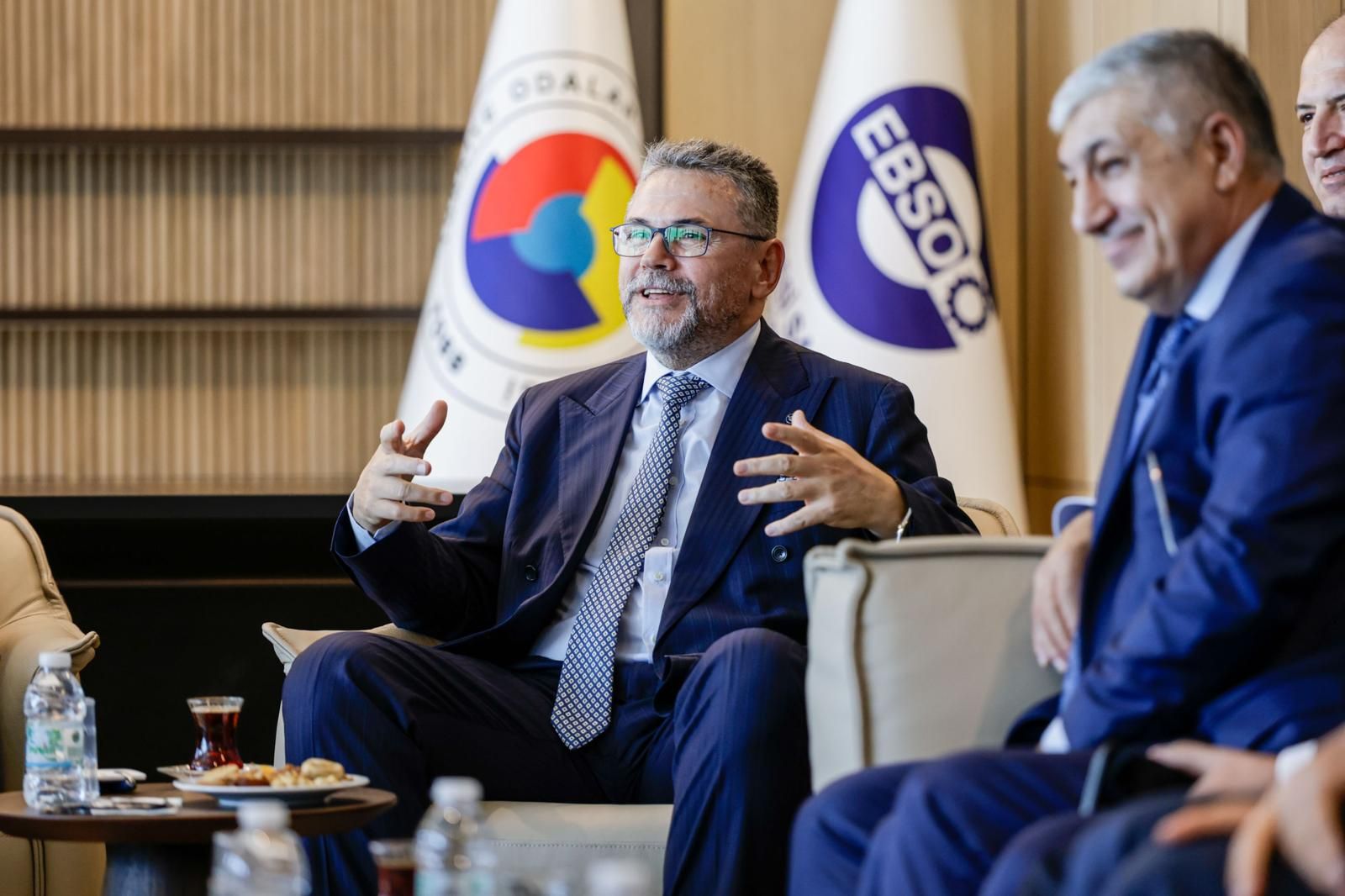 Başkan Tugay Kısa zamanda çok iş yapalım