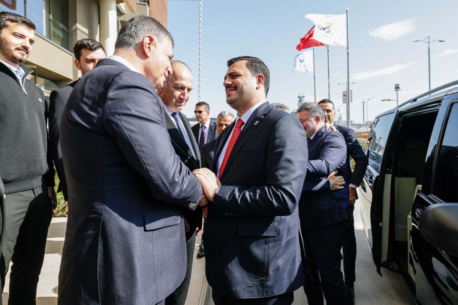 Başkan Tugay Kısa zamanda çok iş yapalım