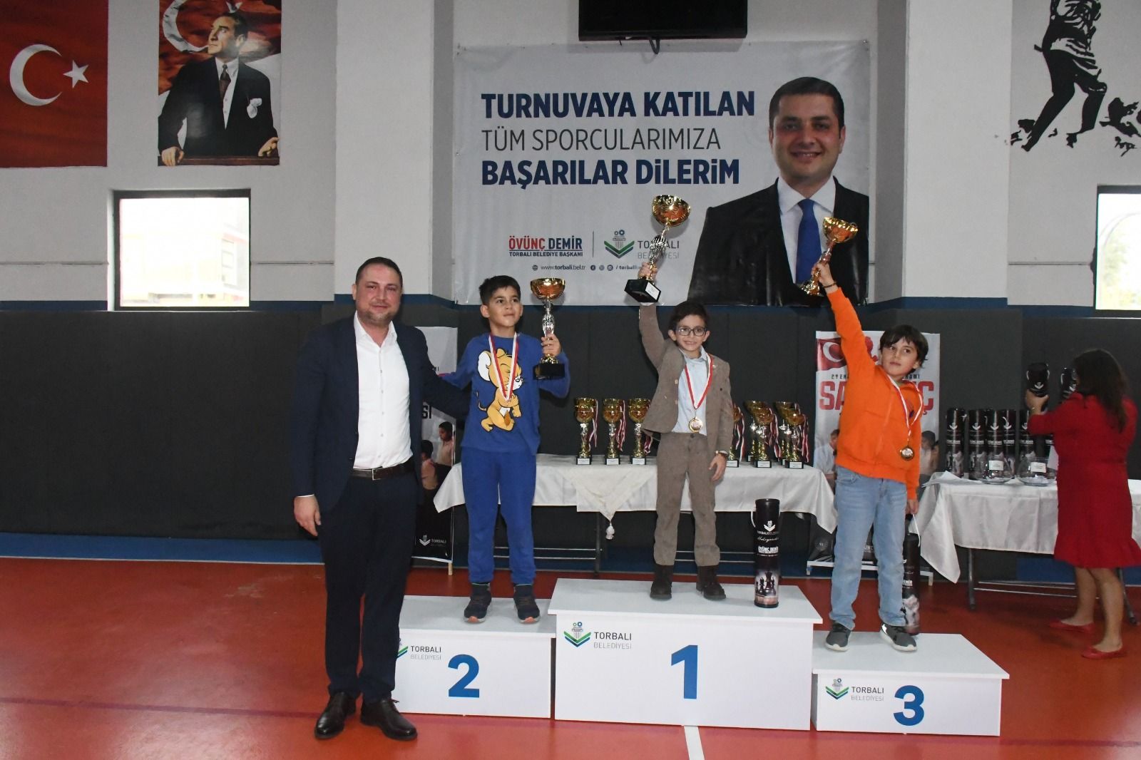 8Da3A742 ATorbalı Belediyesi’nden Fark Yaratan Turnuva