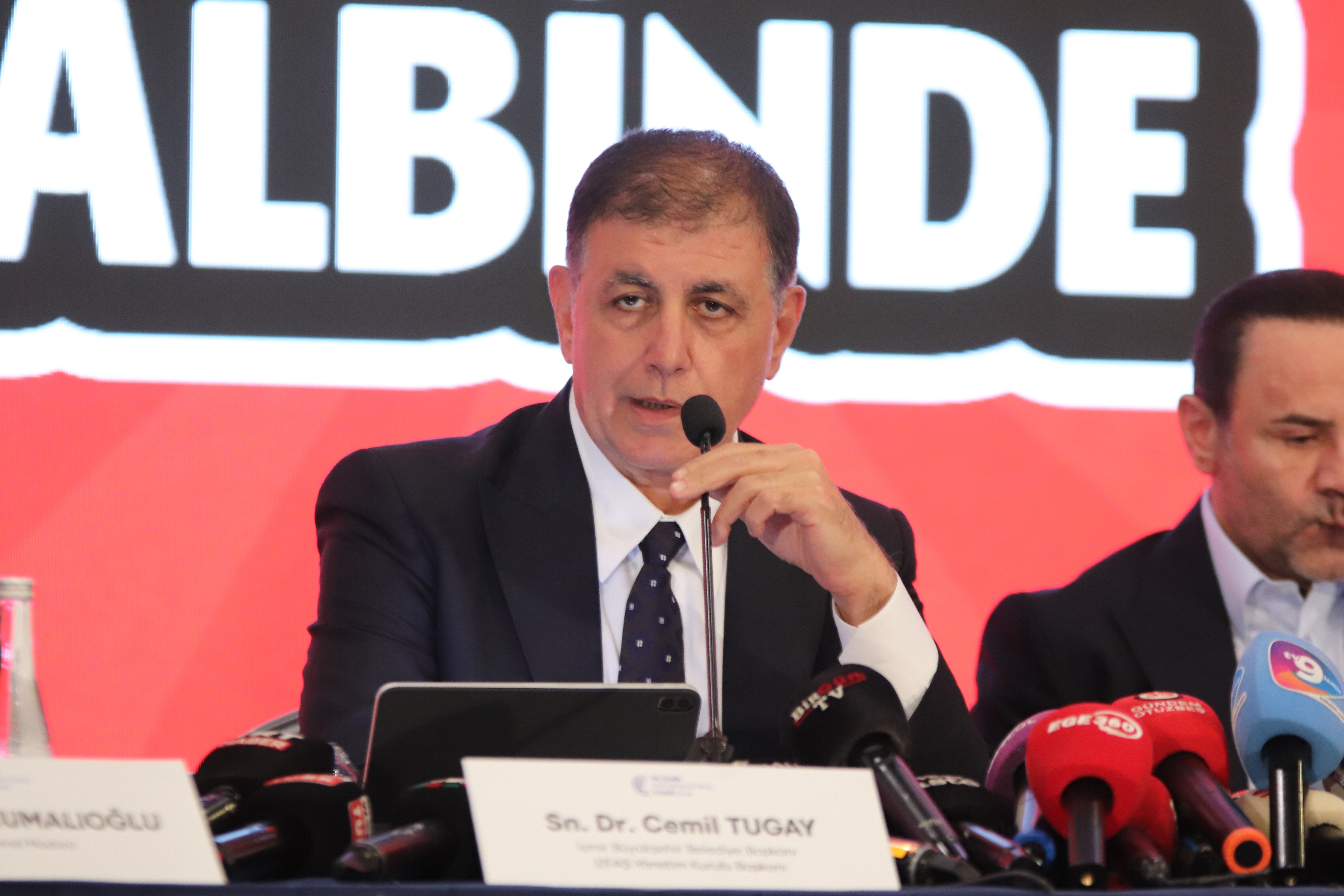 Cemil Tugay, ADD üyeliğinden ayrıldı