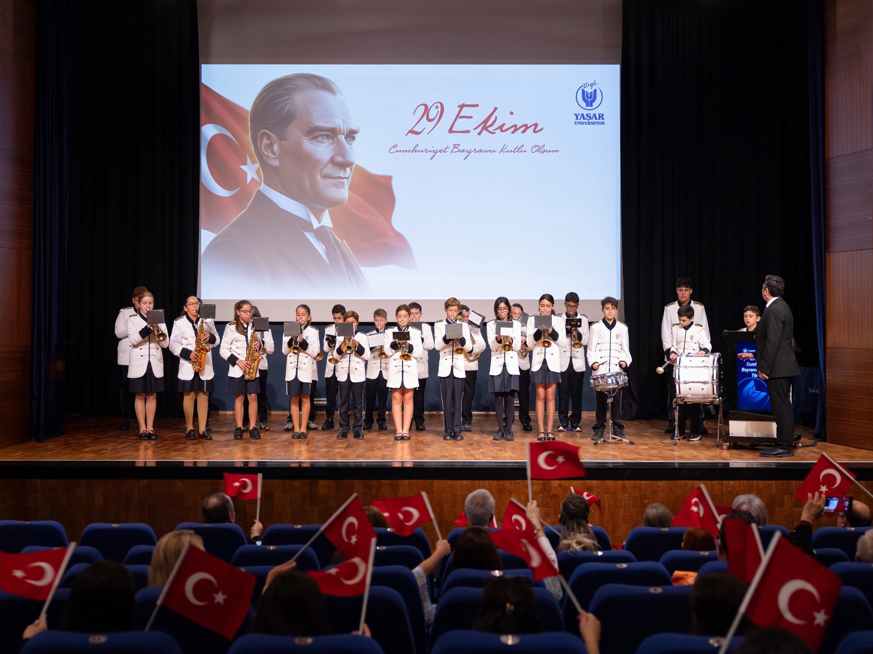 A W820052 Yaşar Üniversitesinde 29 Ekim heyecanı