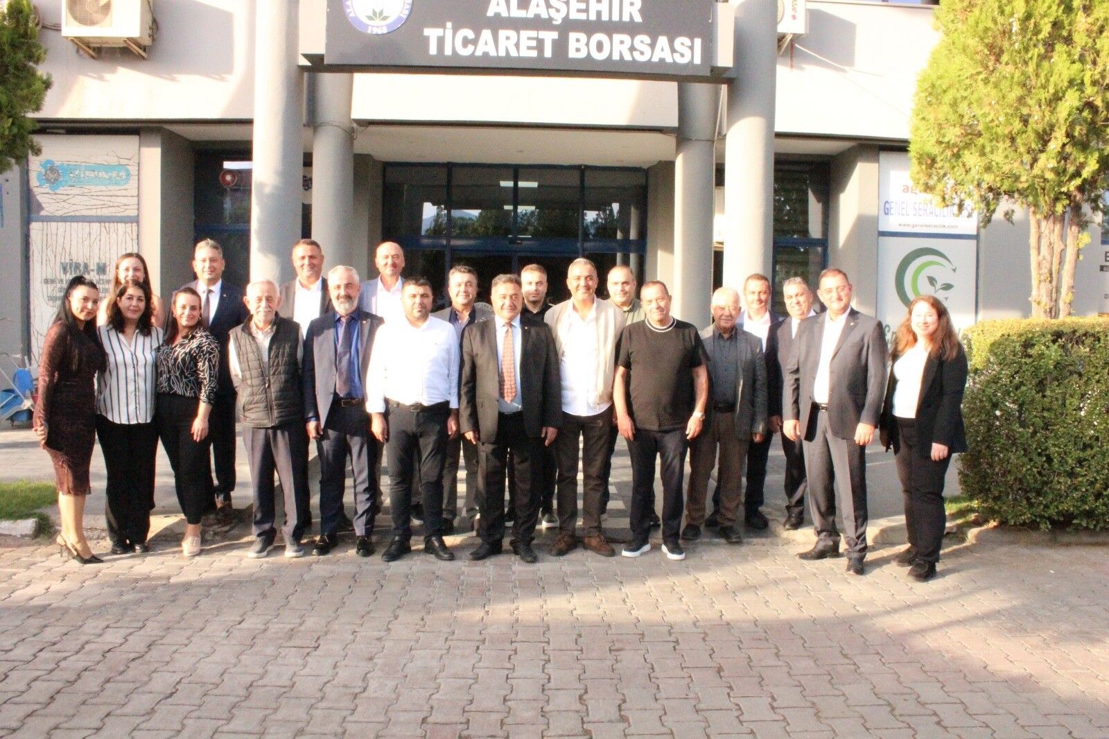 Alaşehir Ticaret Borsası’nda Soygür 6. Kez Başkan Seçildi (2)