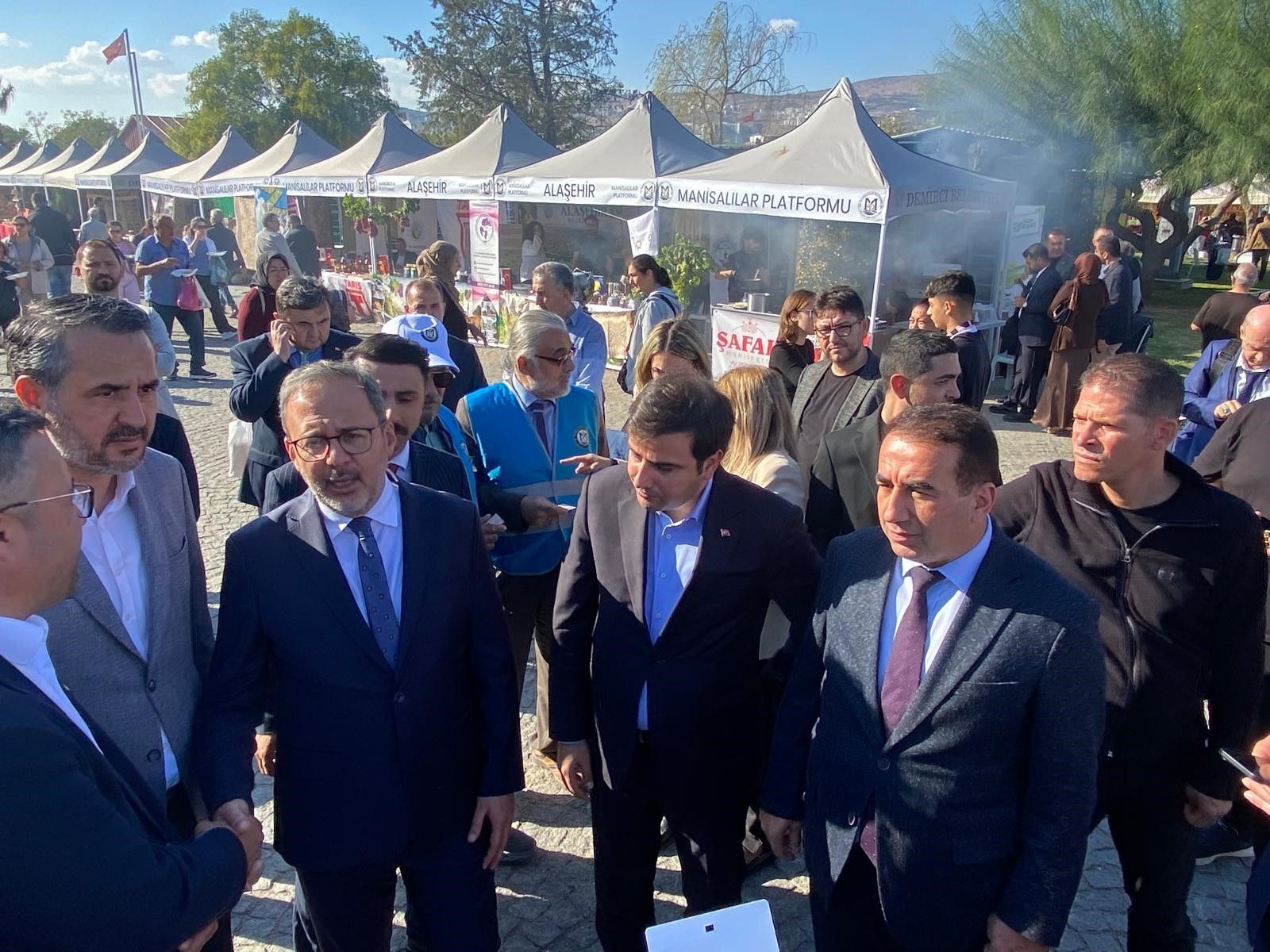 Alaşehir’in Değerleri Bornova’da Tanıtıldı