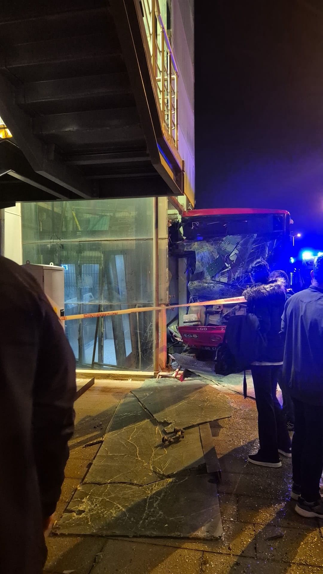 Ankara’da Ego Otobüsü Kazası! 24 Kişi Hastaneye Kaldırıldı