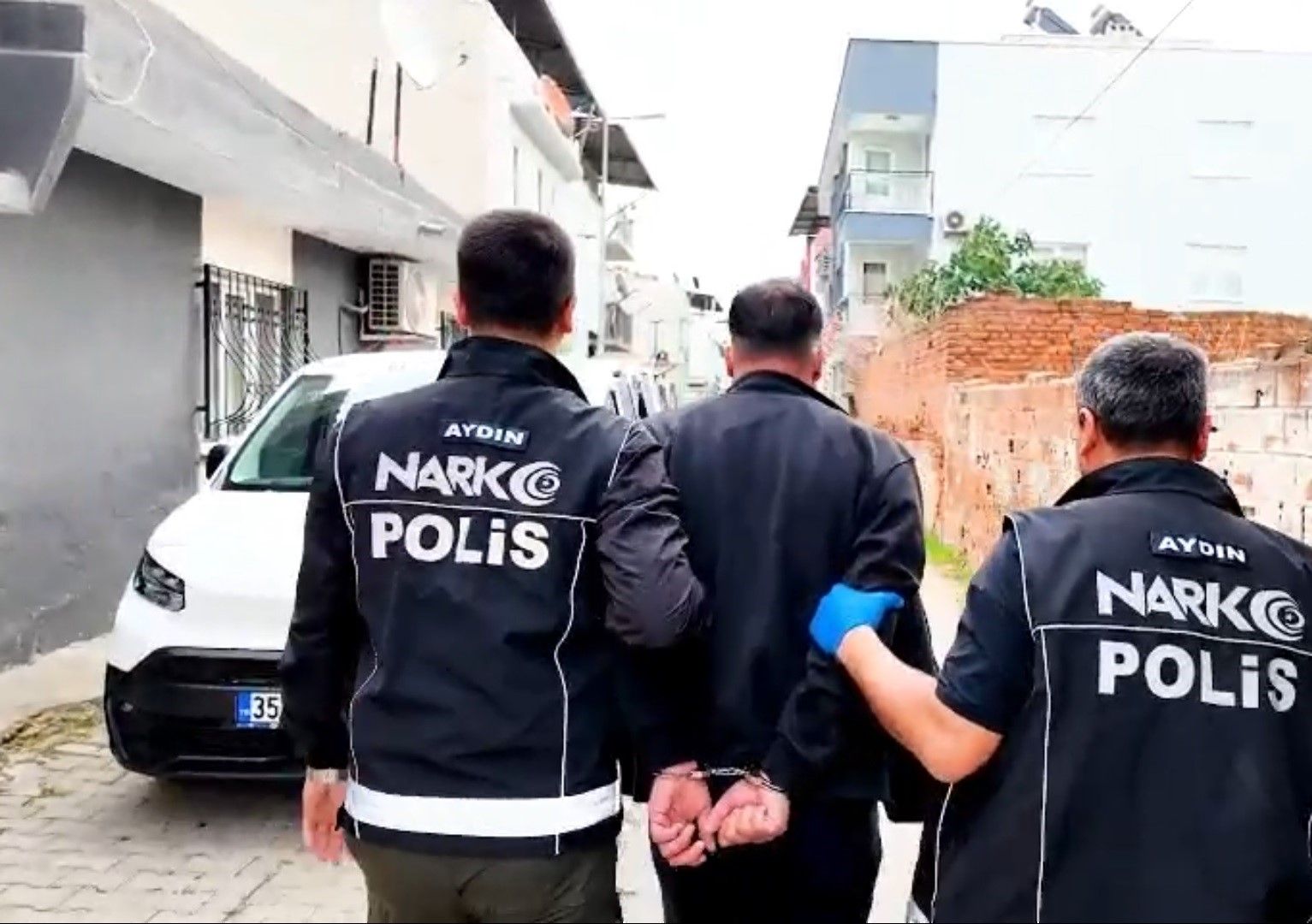 Aydın’dan İzmir’e Uzanan Yasaklı Madde Operasyonu (2)