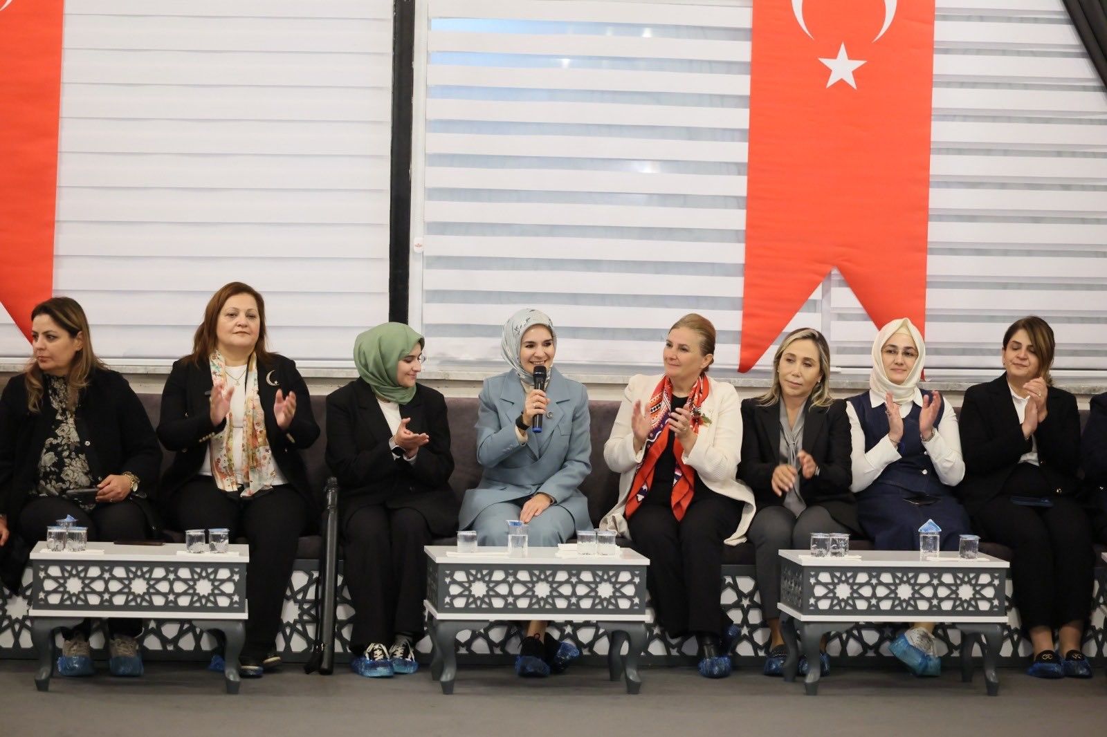 Bakan Göktaş, Sultandağı’nda Anne Ve Kızlarıyla Buluştu