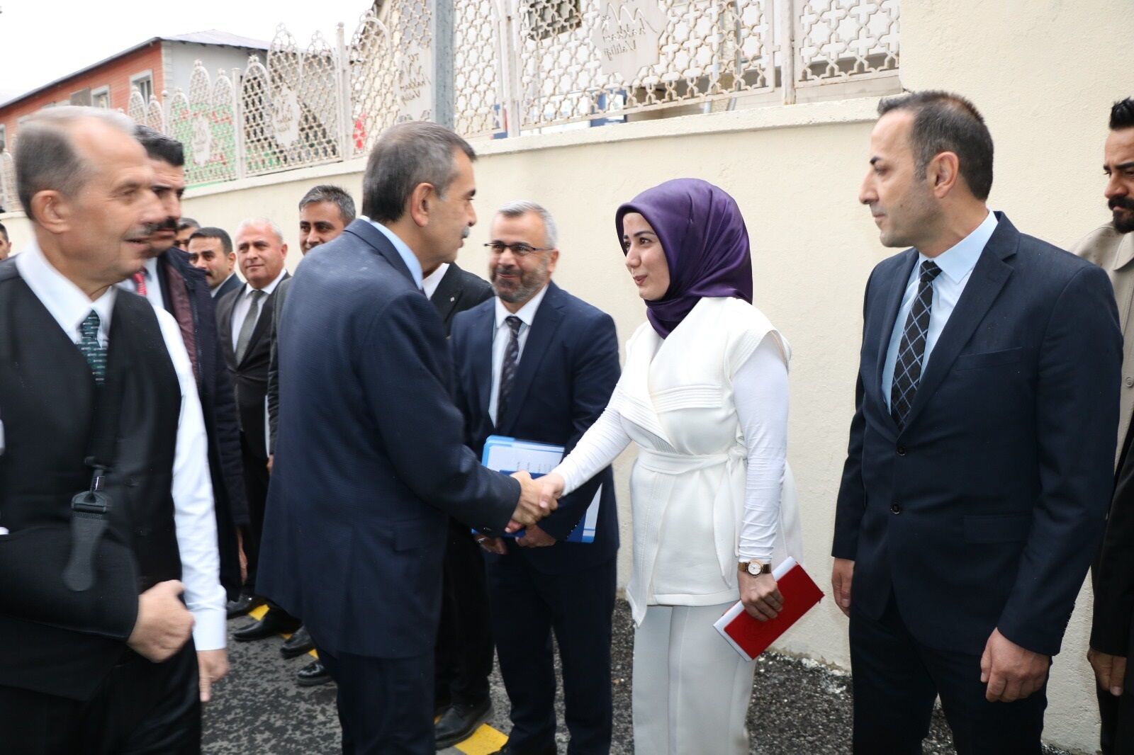Bakan Tekin Eğitim Yatırımlarını Anlattı (3)
