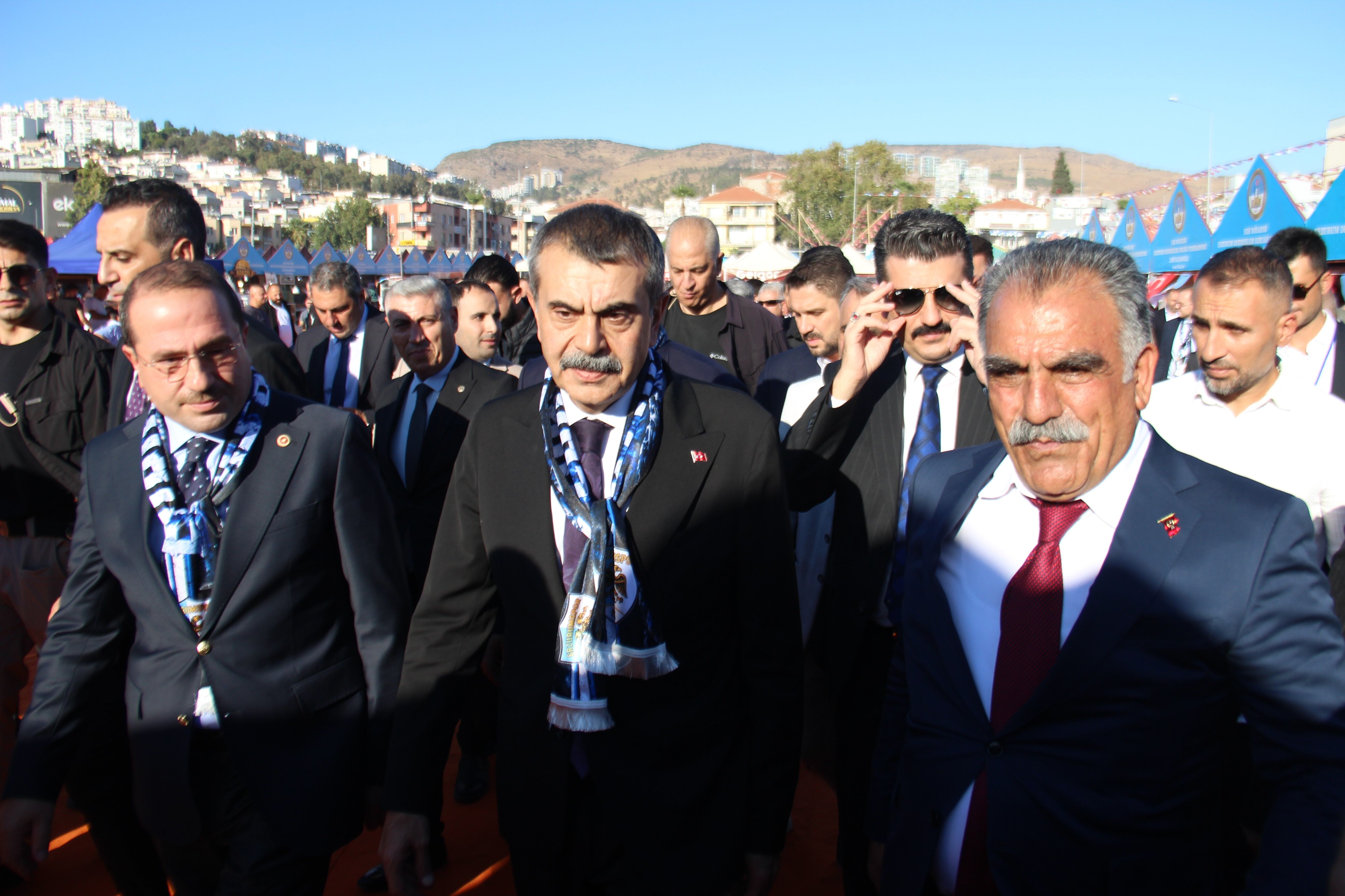 Bakan Tekin’den İzmir’de Erzurum Mesajı (3)