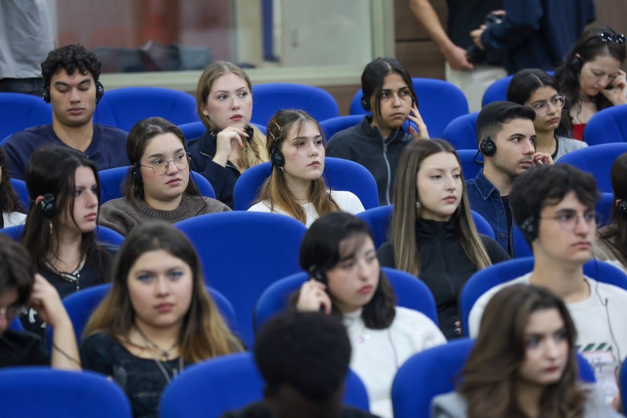 Başkan Mutlu, Konak’ın Dirençli Kent Vizyonunu Uluslararası Konferansta Anlattı (6)