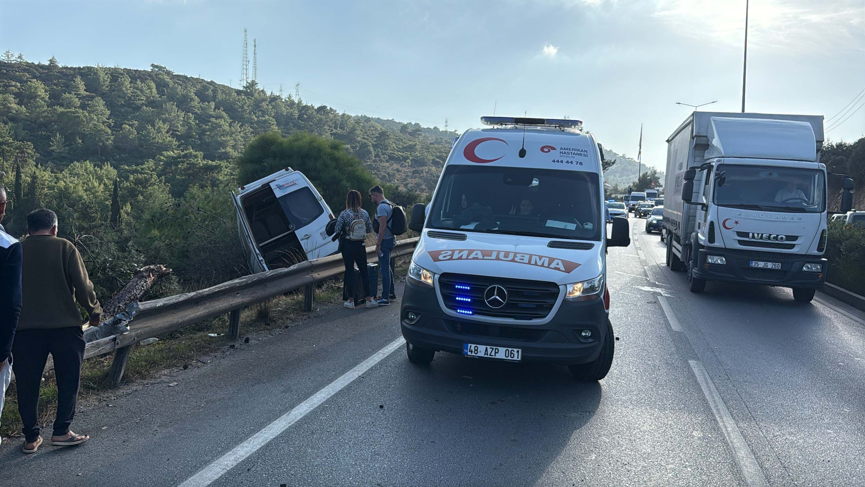 Bodrum’da Makas Atan Sürücü Kazaya Neden Oldu