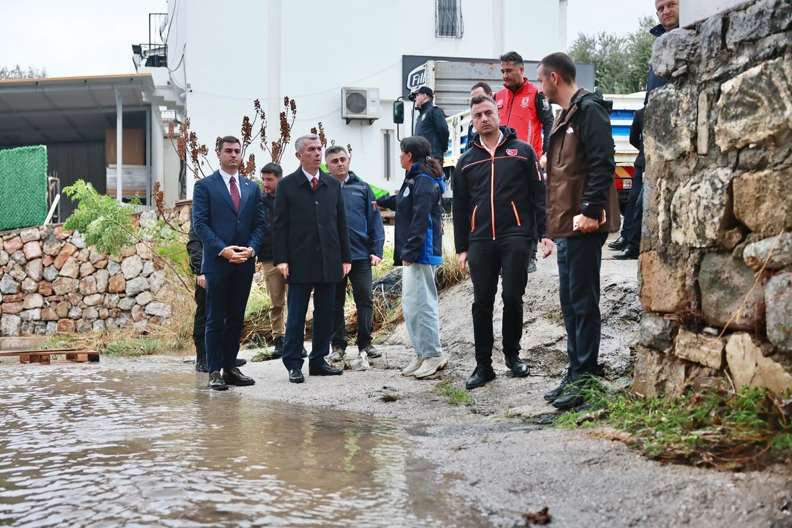 Bodrum’da Sağanak Sonrası Ekipler Sahaya Indi (2)