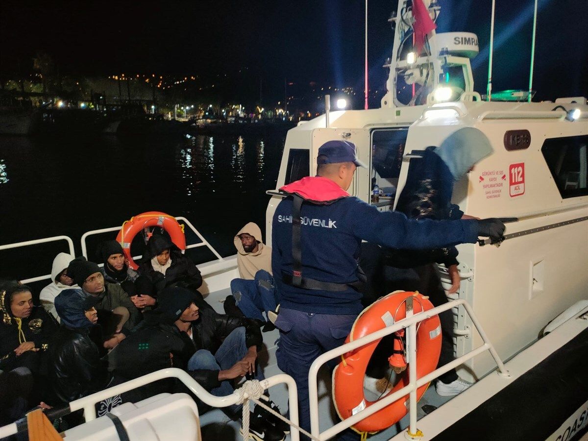 Bodrum’da Sahil Güvenlik ekiplerinden göçmen operasyonu
