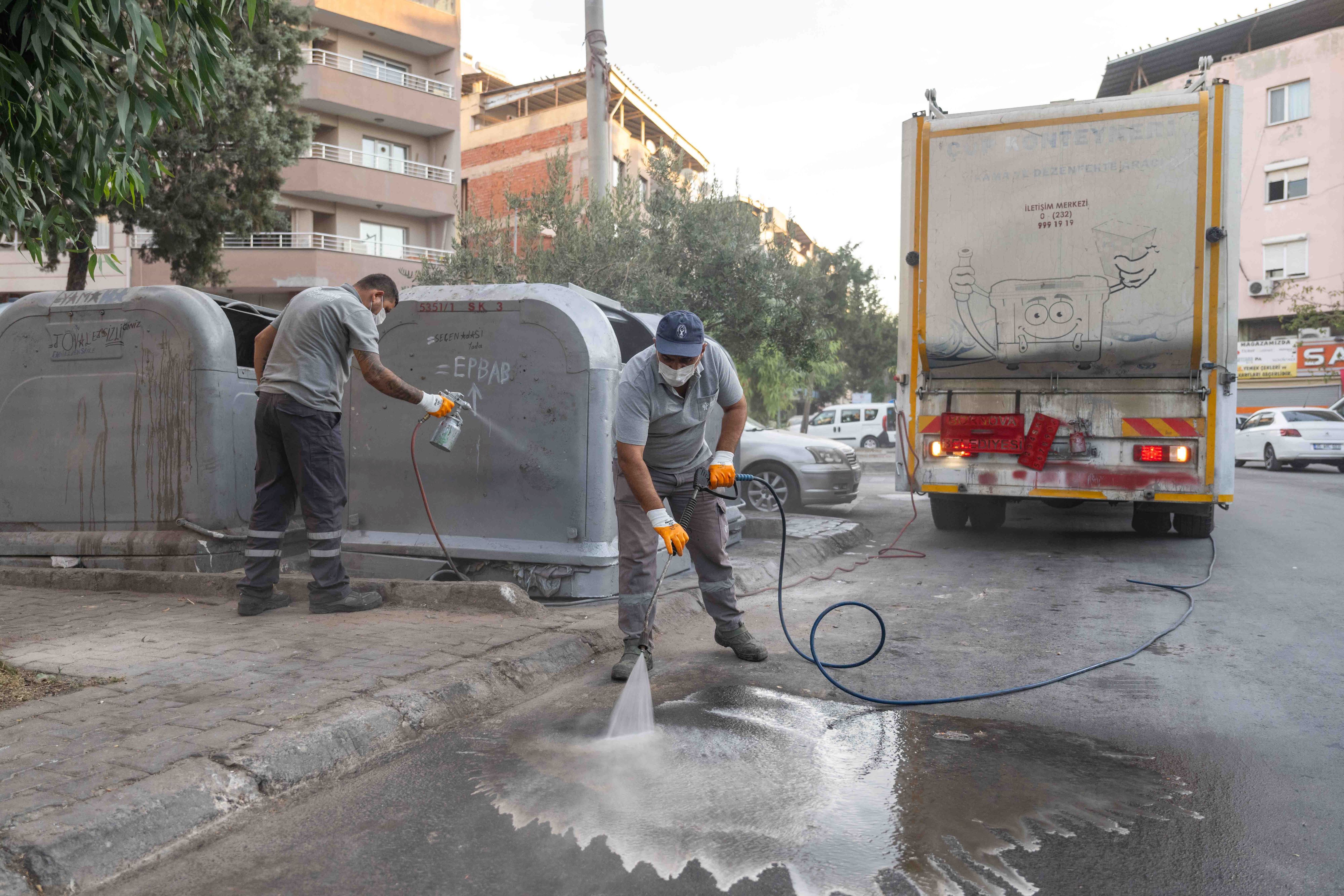 Bornova’da Gün Doğmadan Temizlik Seferberliği (3)